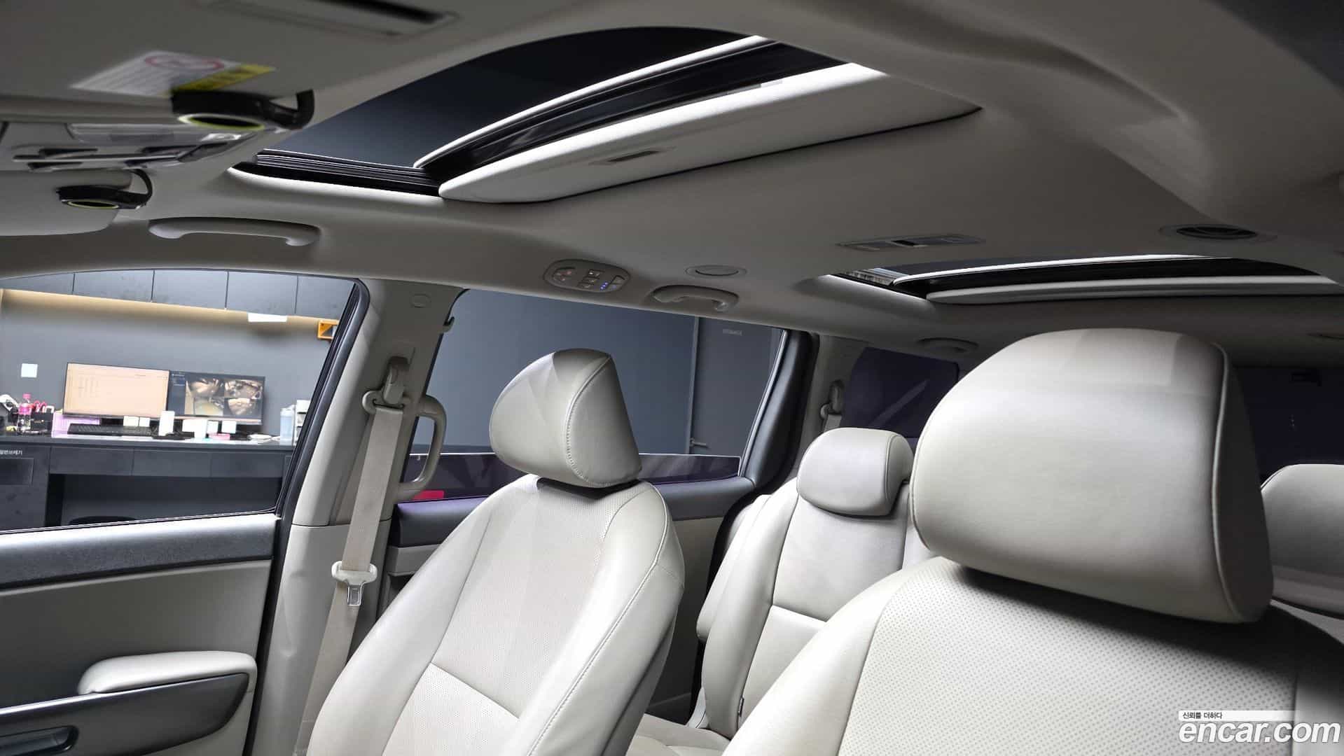 Canival Kia 2017.2-OPTION-021