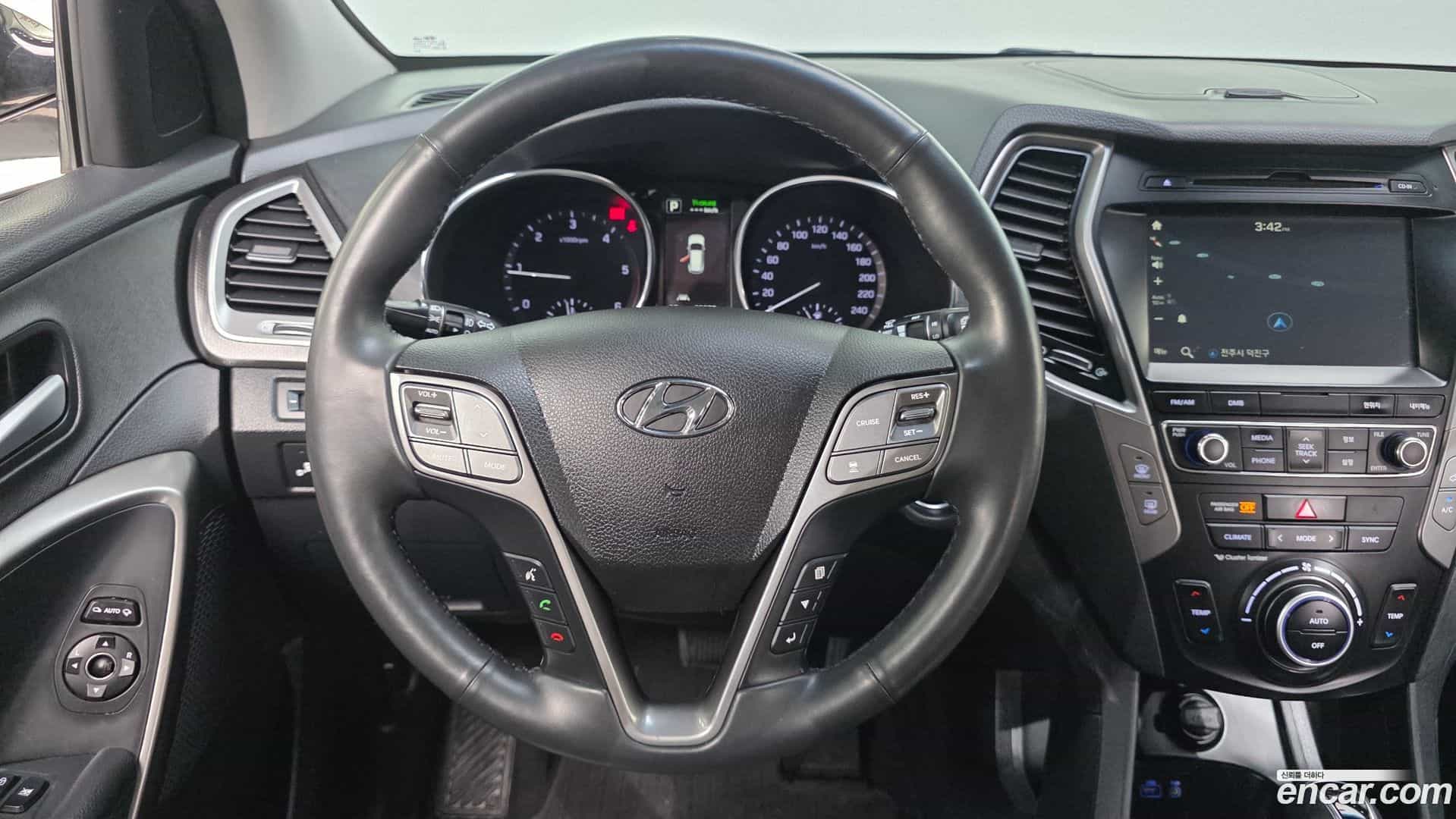 Santafe Hyundai 2017.3-OPTION-017