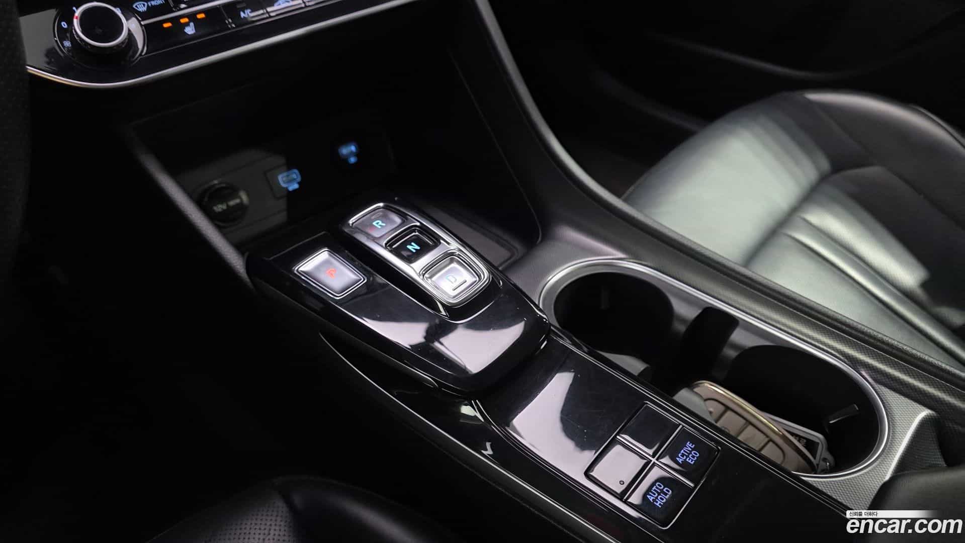 Sonata Hyundai 2019.4-INNER-009