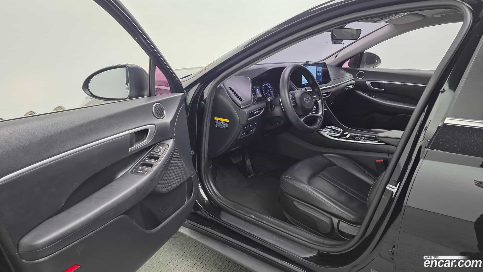 Sonata Hyundai 2019.4-INNER-010