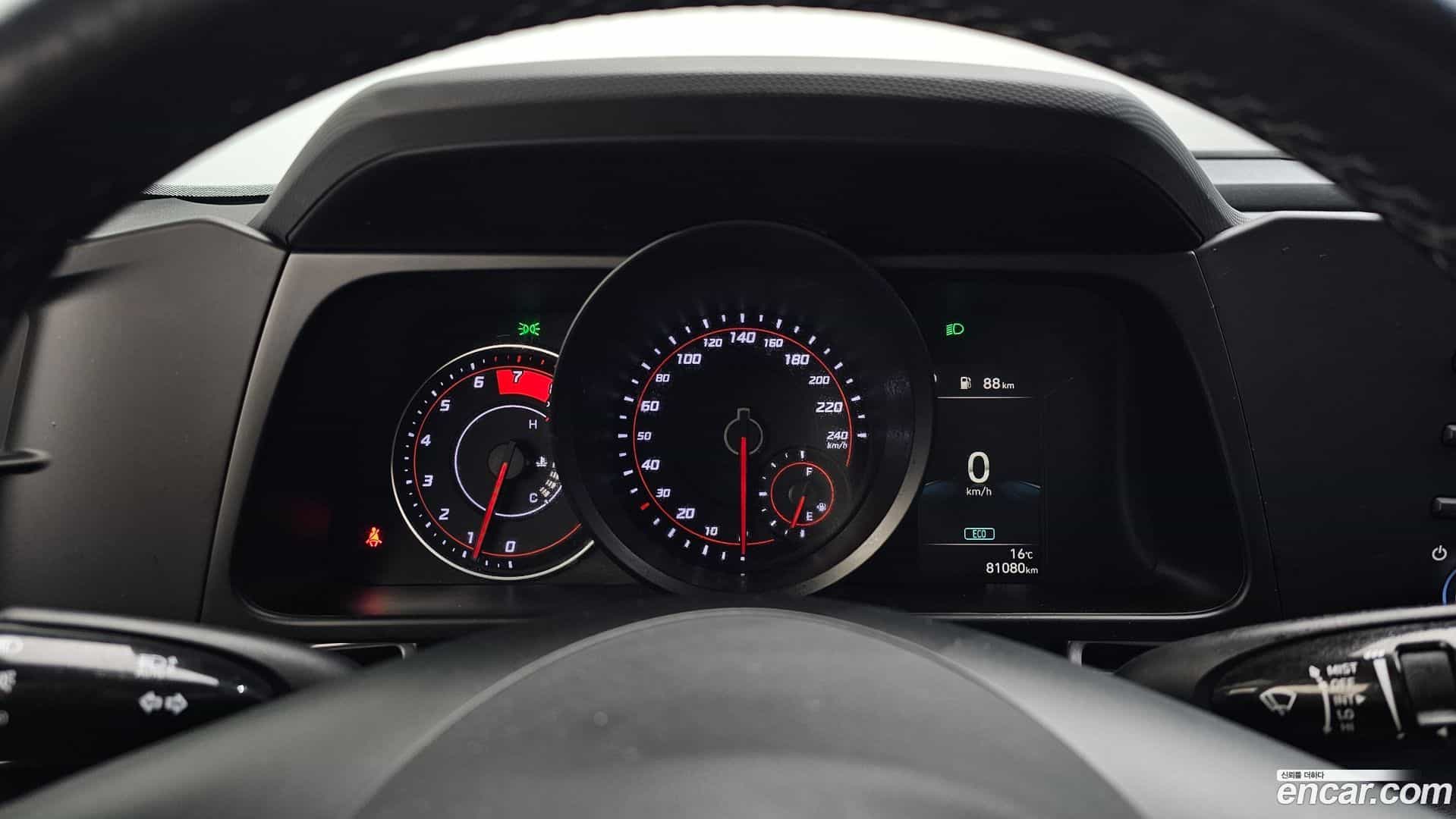 AVANTE Hyundai 2022.0-INNER-008