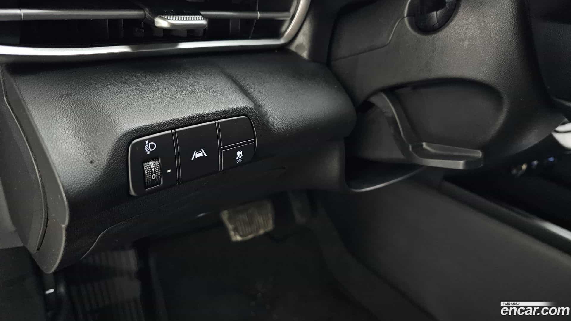 AVANTE Hyundai 2022.0-OPTION-020