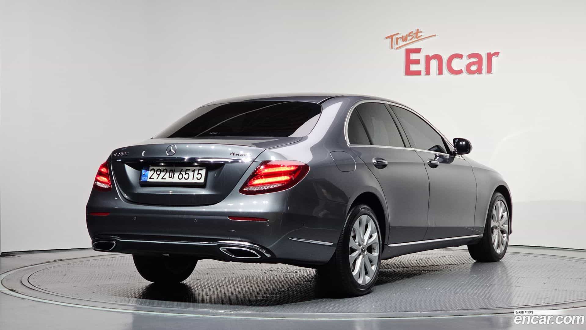 E-Class Mercedes-Benz 2019.7-OUTER-002