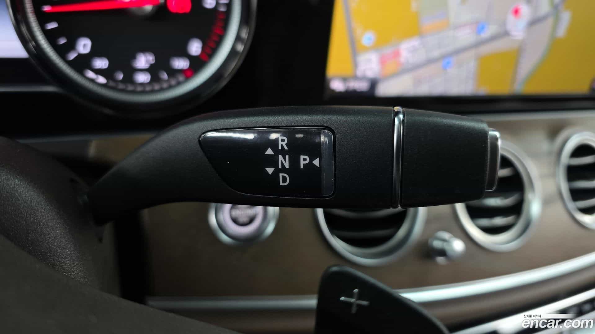 E-Class Mercedes-Benz 2019.7-INNER-009