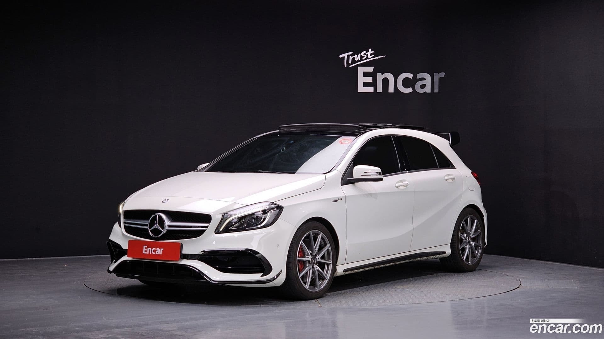 Main__Slider__Photo:A-Class Mercedes-Benz 2016.11-0