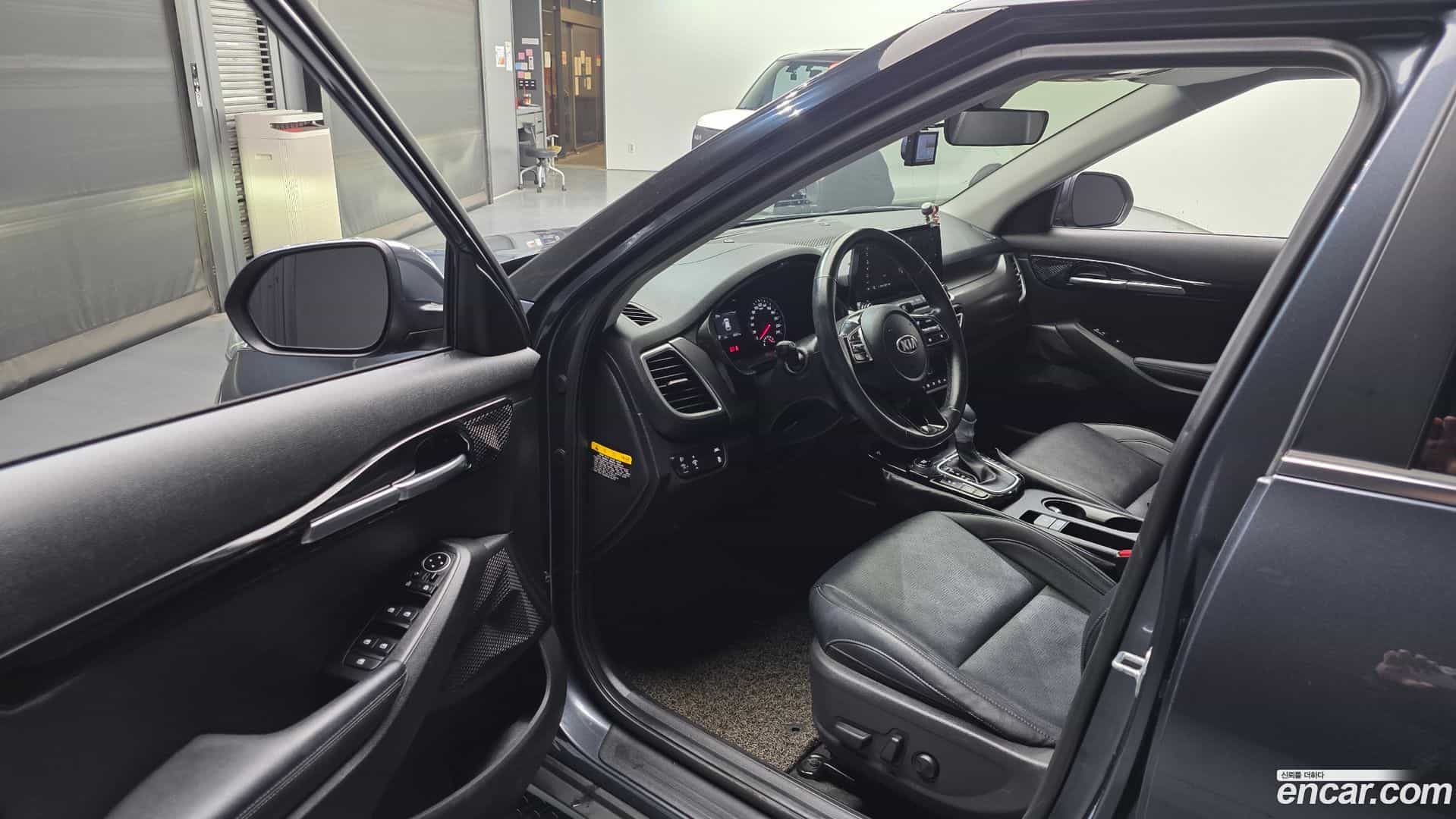 Seltos Kia 2019.10-INNER-010
