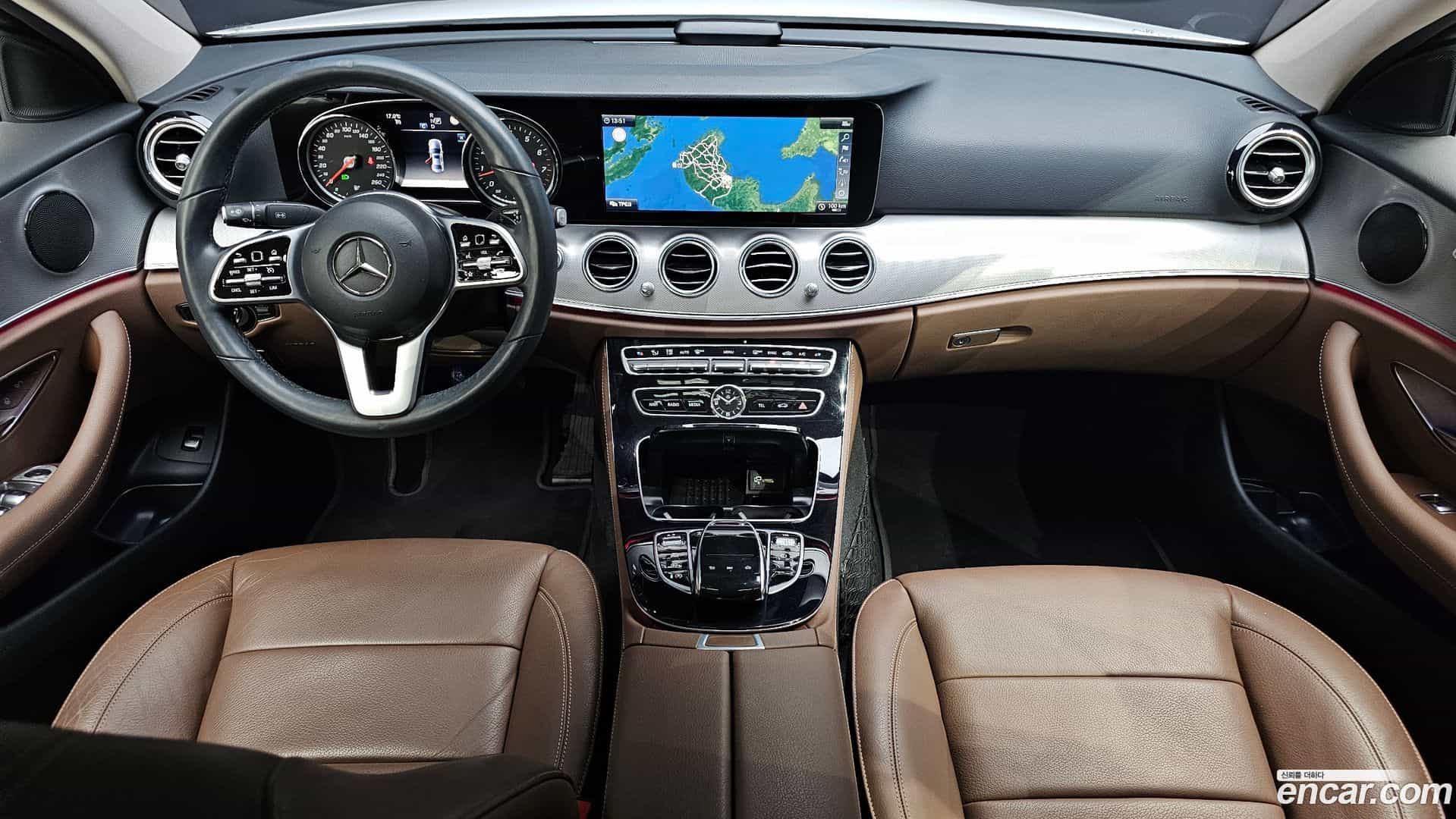 E-Class Mercedes-Benz 2018.9-INNER-007