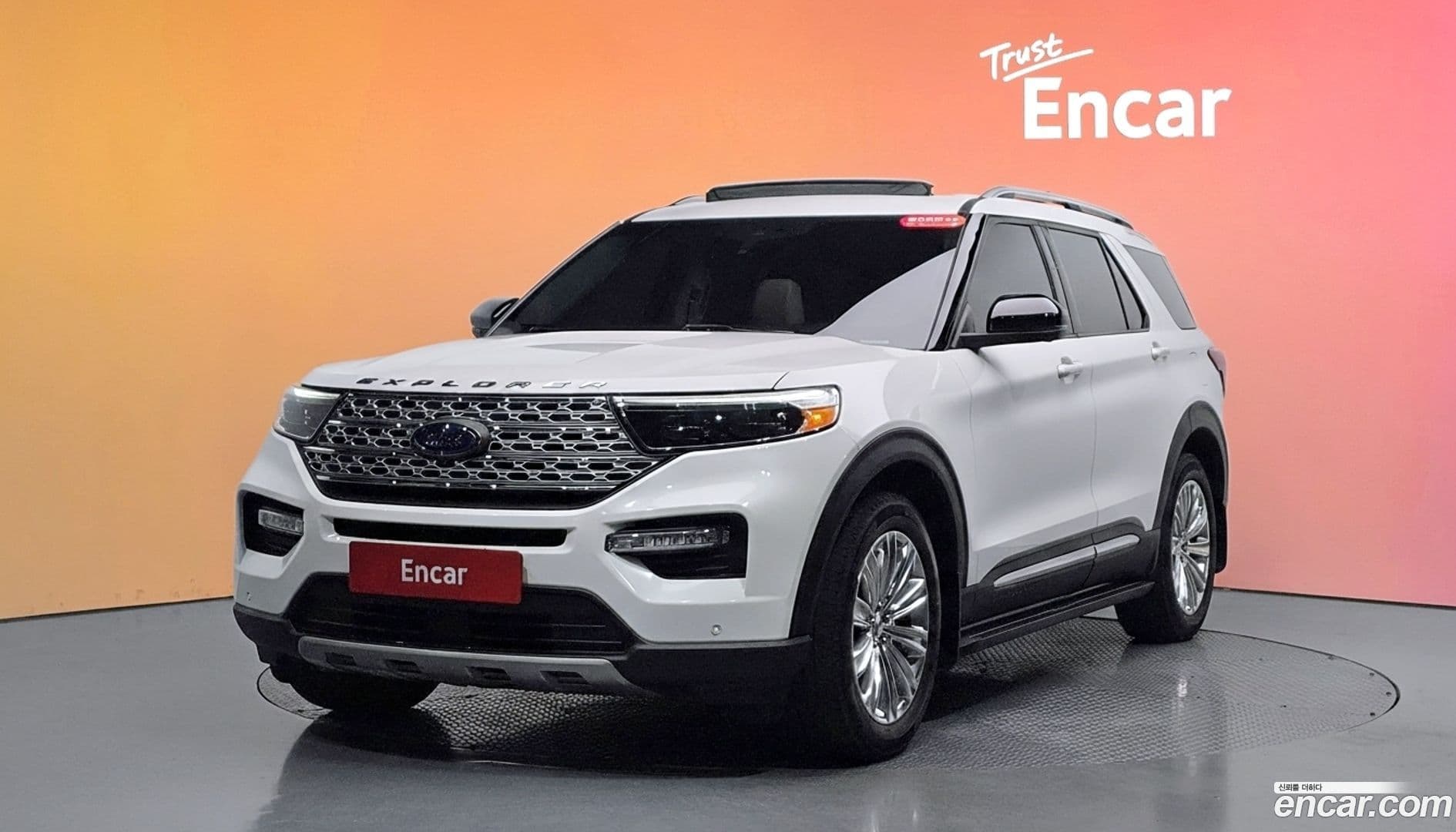 Main__Slider__Photo:Explorer Ford 2020.10-0