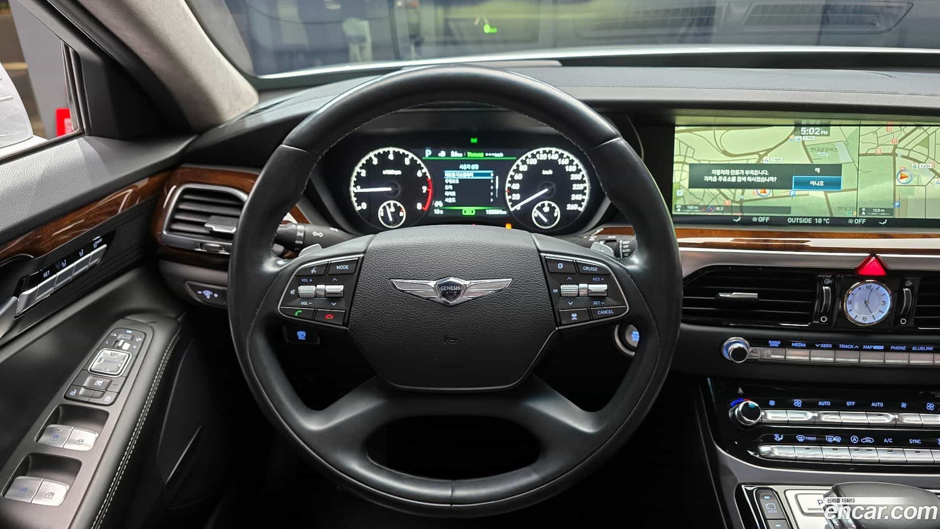 EQ900 Genesis 2016.5-OPTION-018