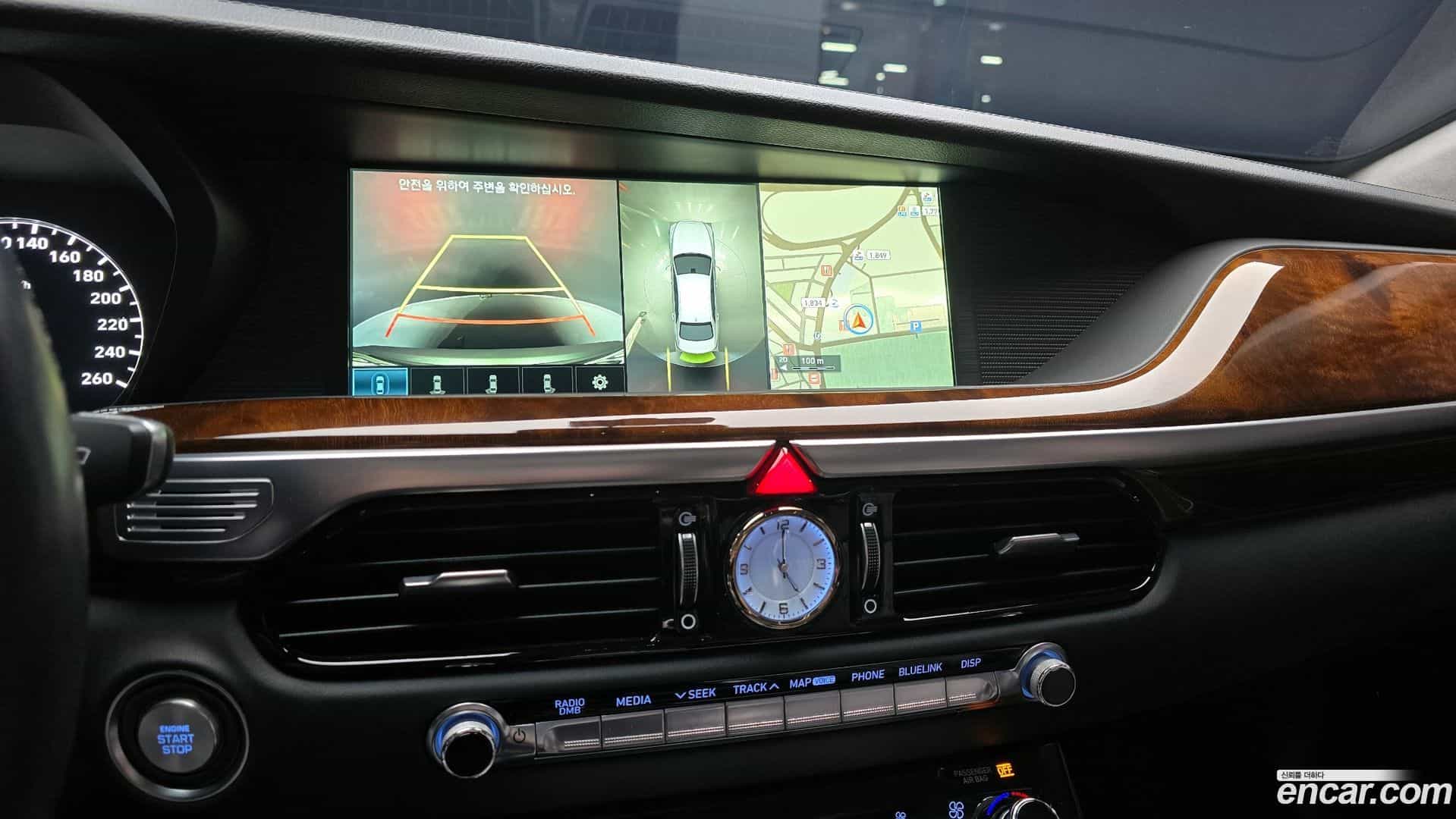 EQ900 Genesis 2016.5-OPTION-020