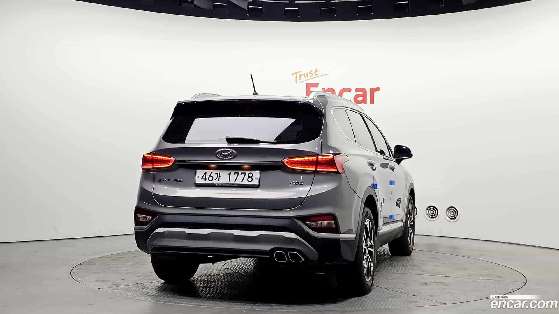 Santafe Hyundai 2018.8-OUTER-004