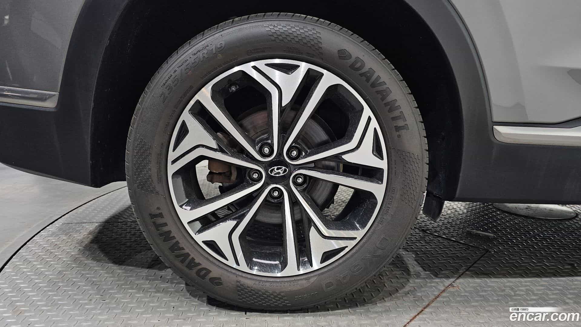 Santafe Hyundai 2018.8-OUTER-005