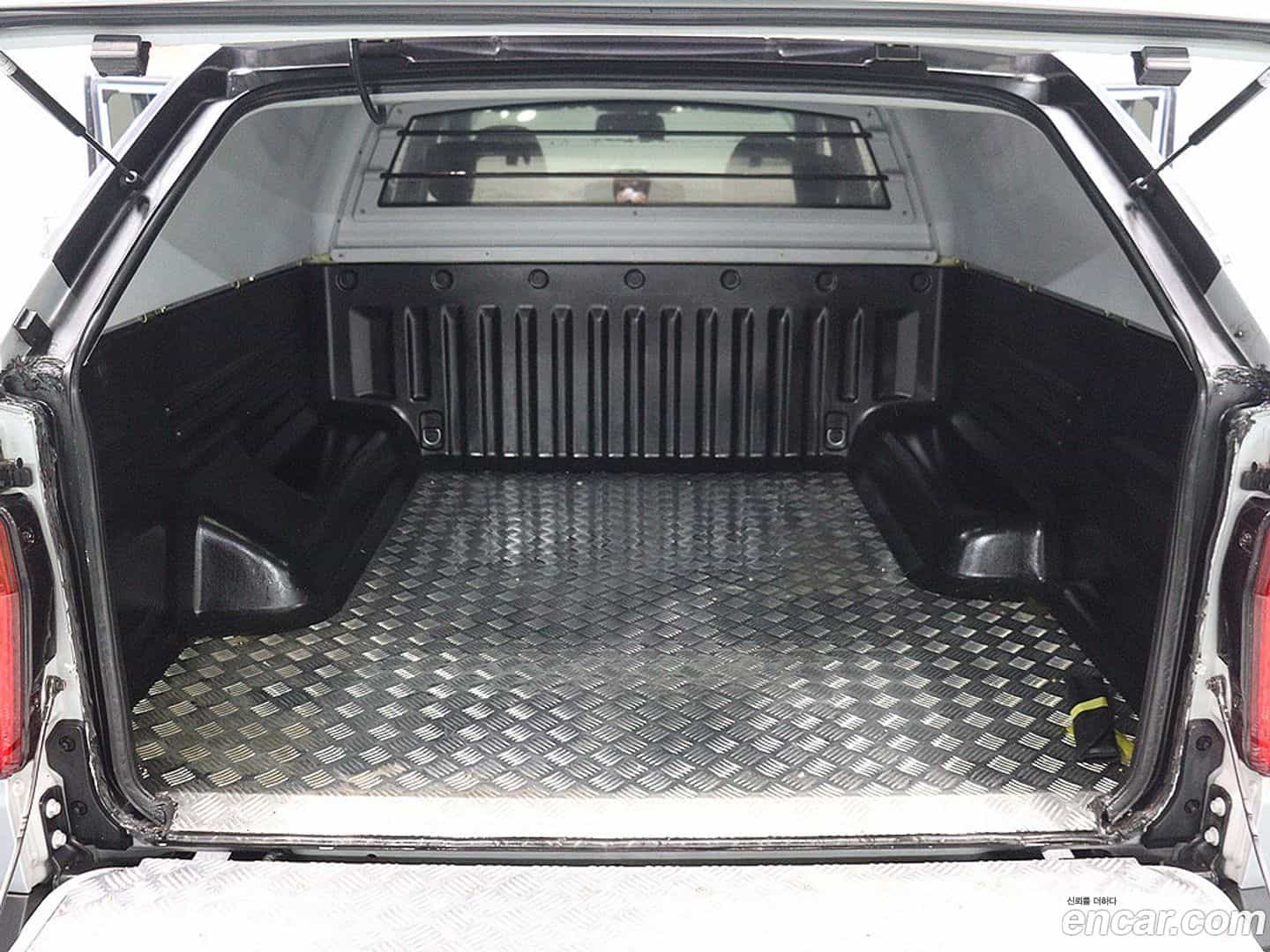 Rexton KG Mobility 2019.8-OUTER-005