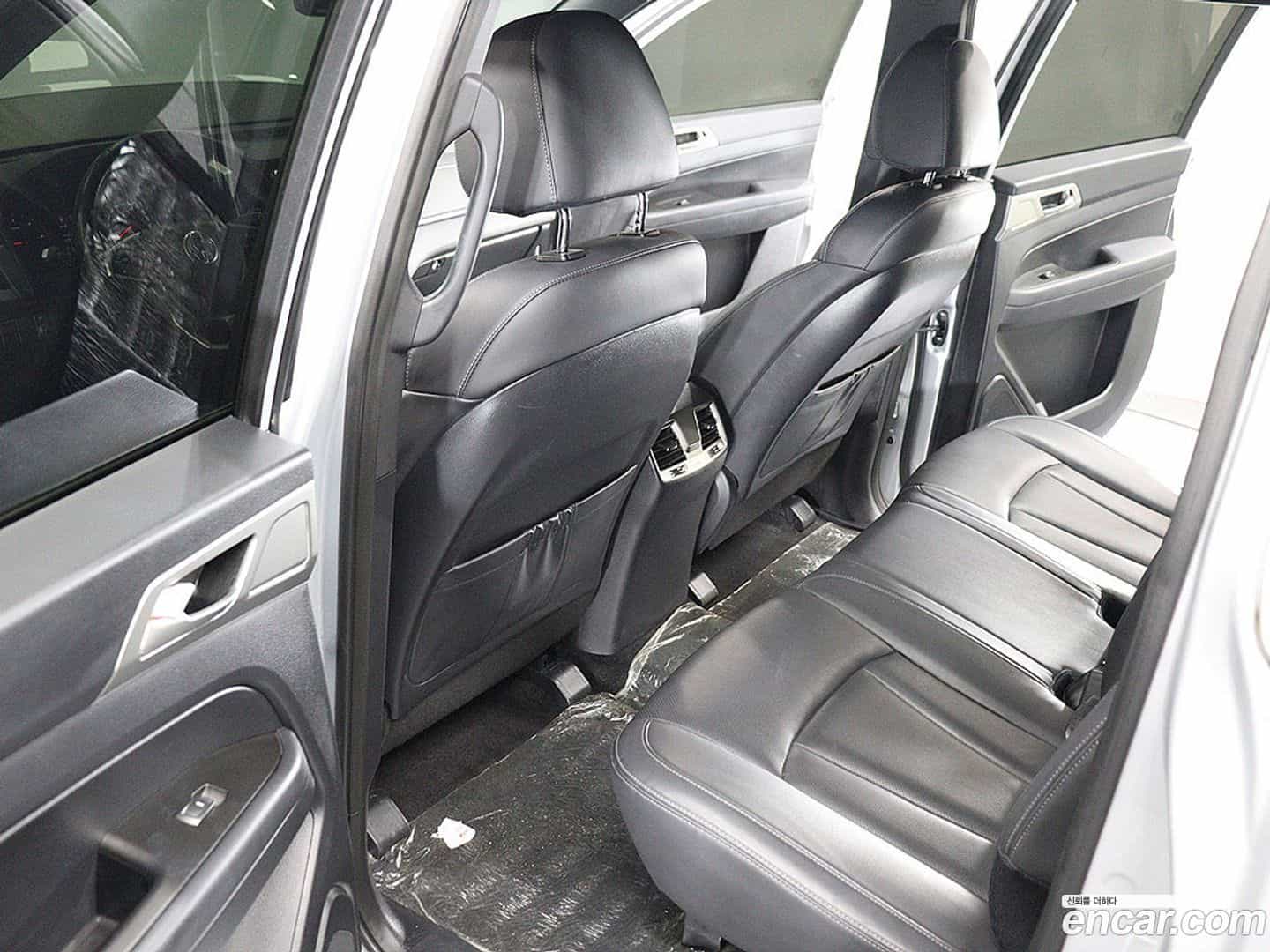 Rexton KG Mobility 2019.8-OPTION-020