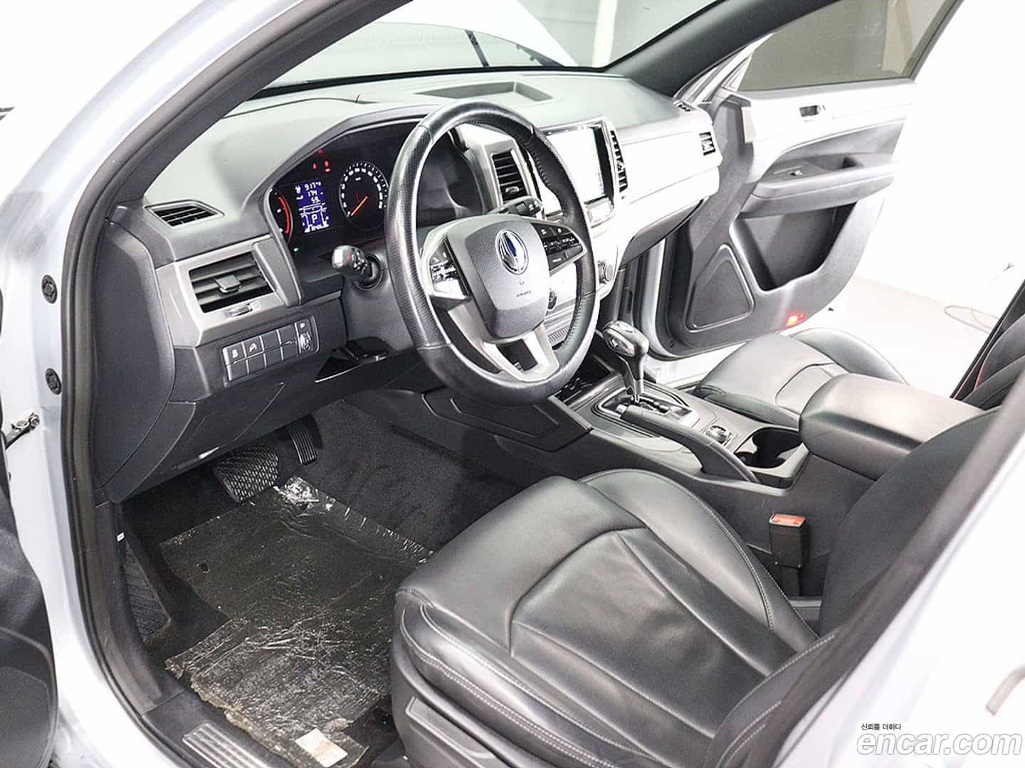 Rexton KG Mobility 2019.8-OPTION-021