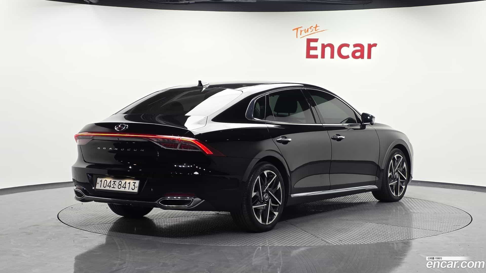 Grandeur Hyundai 2019.11-OUTER-002