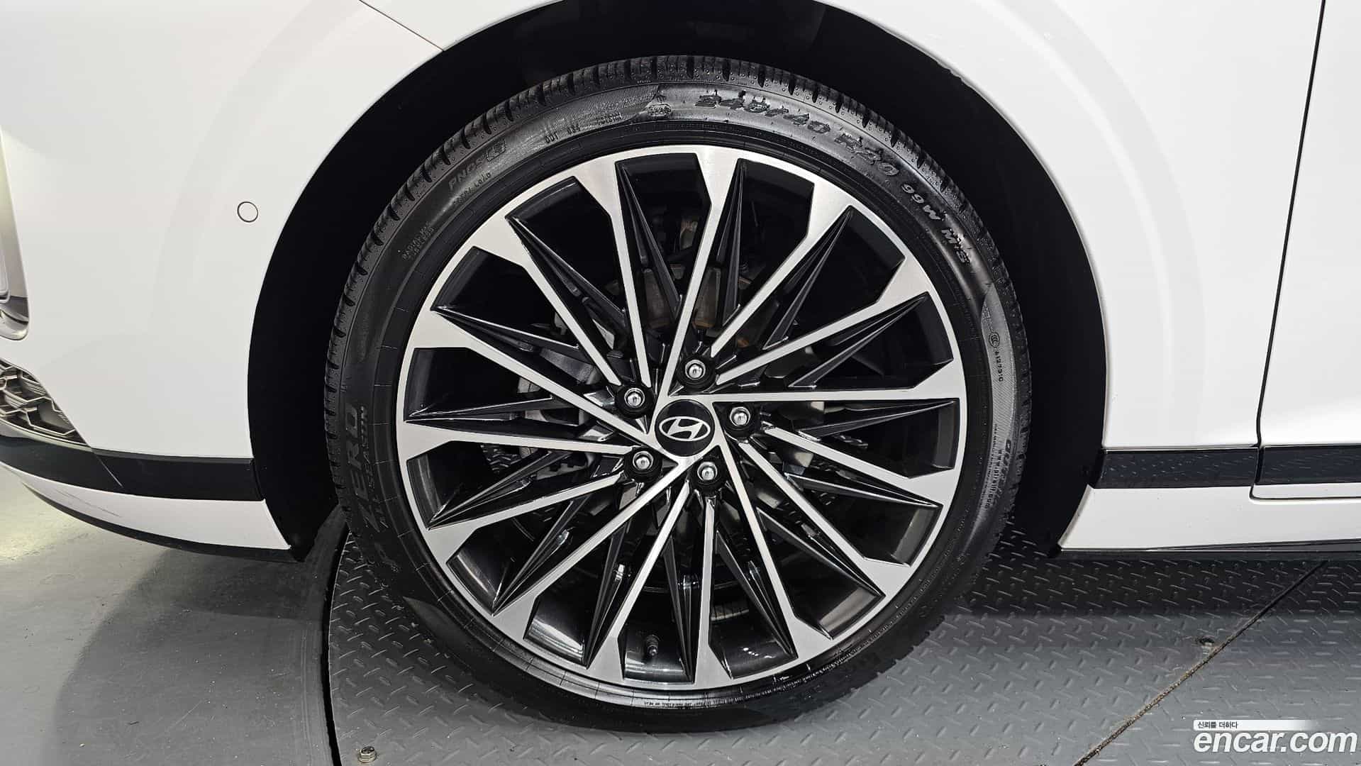 Grandeur Hyundai 2024.0-OUTER-005