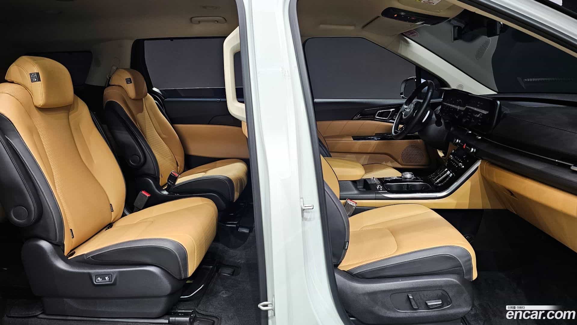 Canival Kia 2023.1-INNER-010