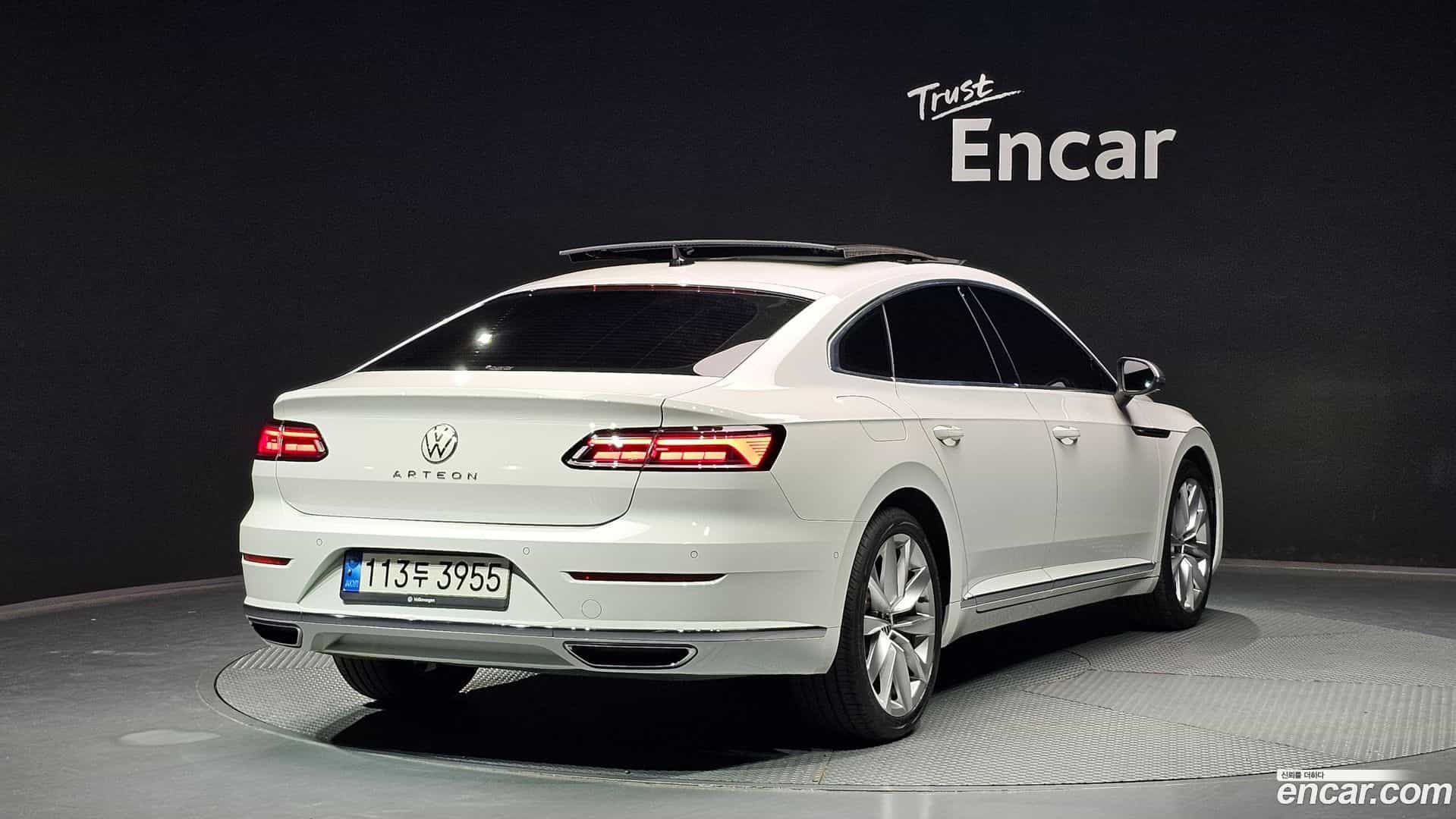 Arteon Volkswagen 2022.3-OUTER-002