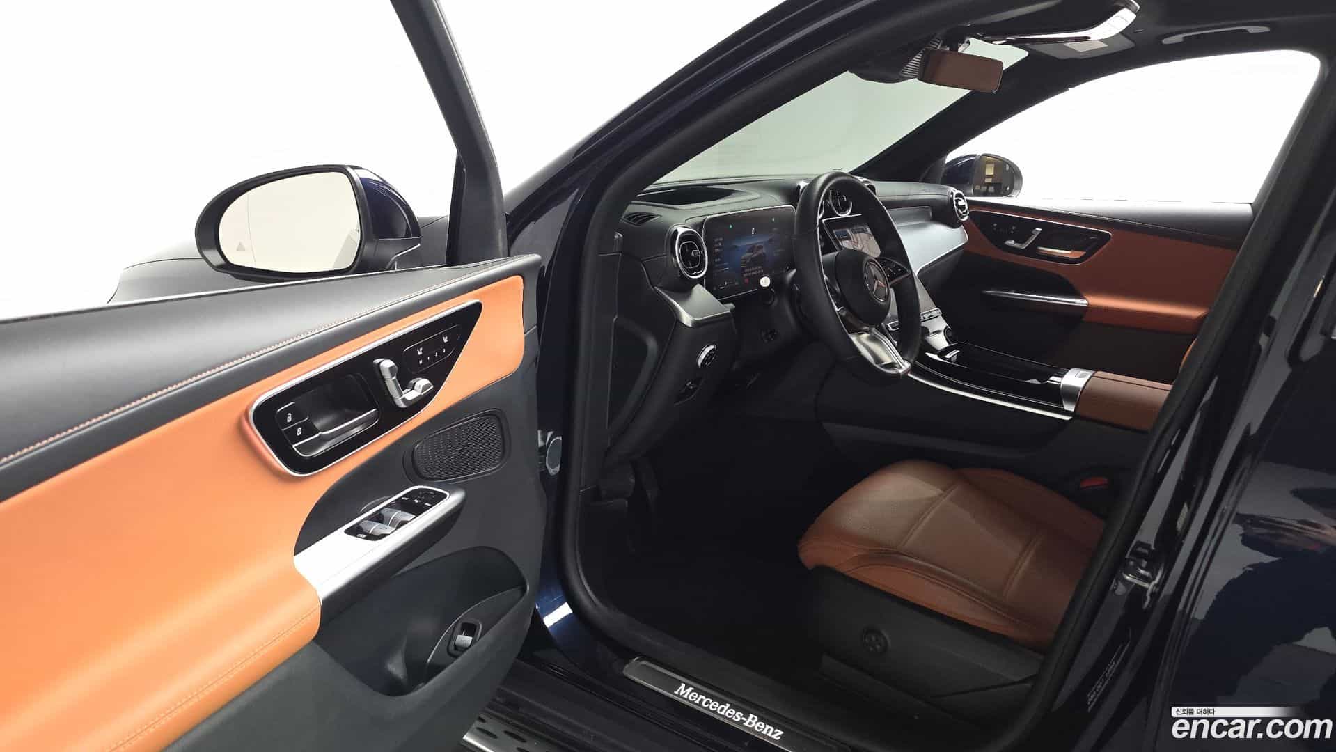 GLC-Class Mercedes-Benz 2024.4-OPTION-015