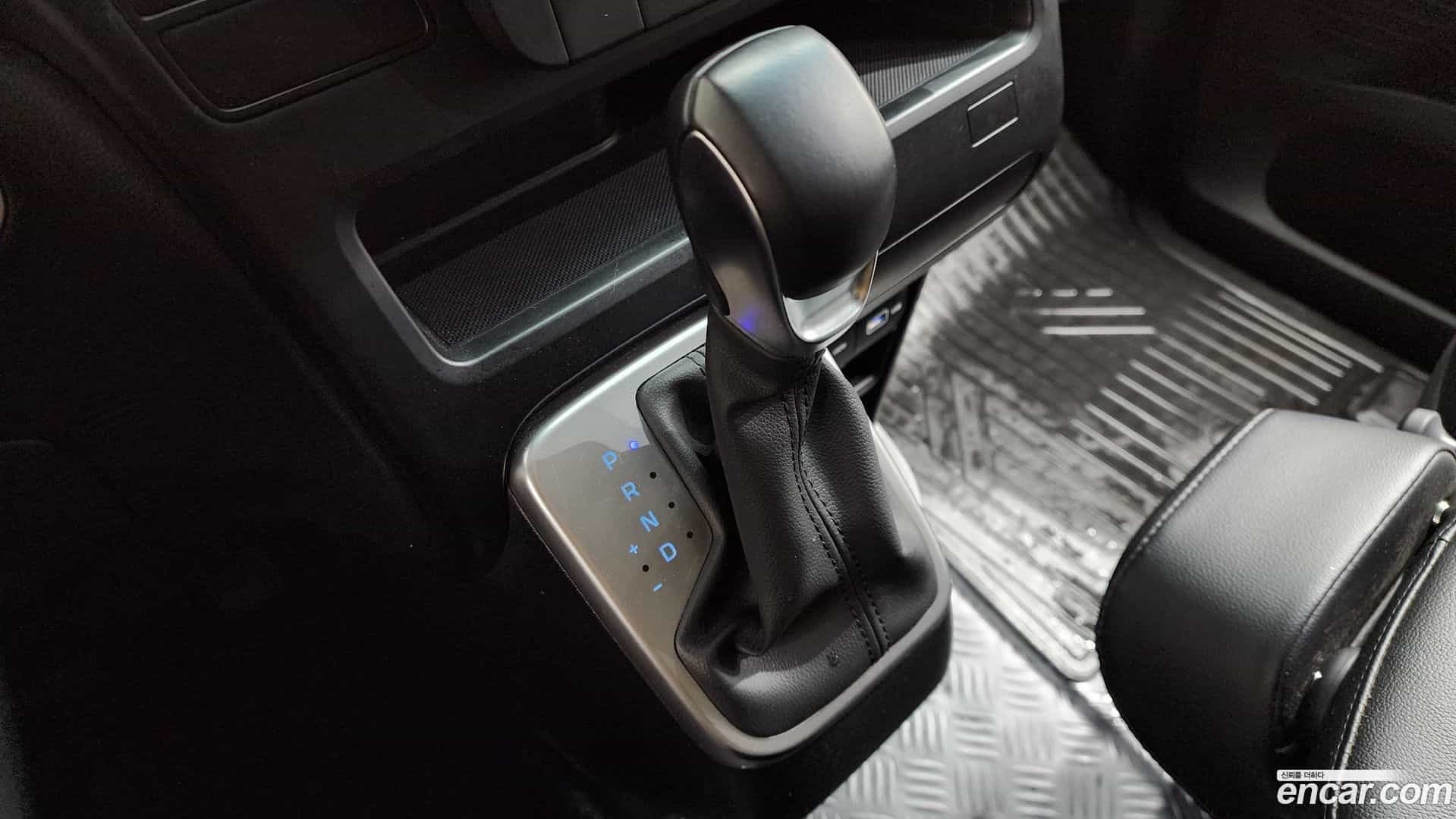 Staria Hyundai 2022.5-INNER-009
