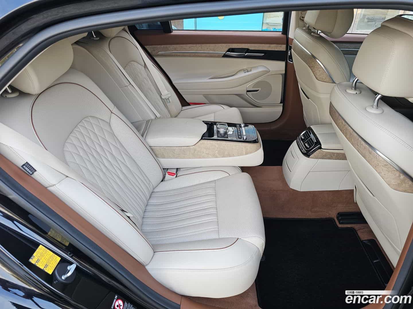 G90 Genesis 2020.1-OUTER-001