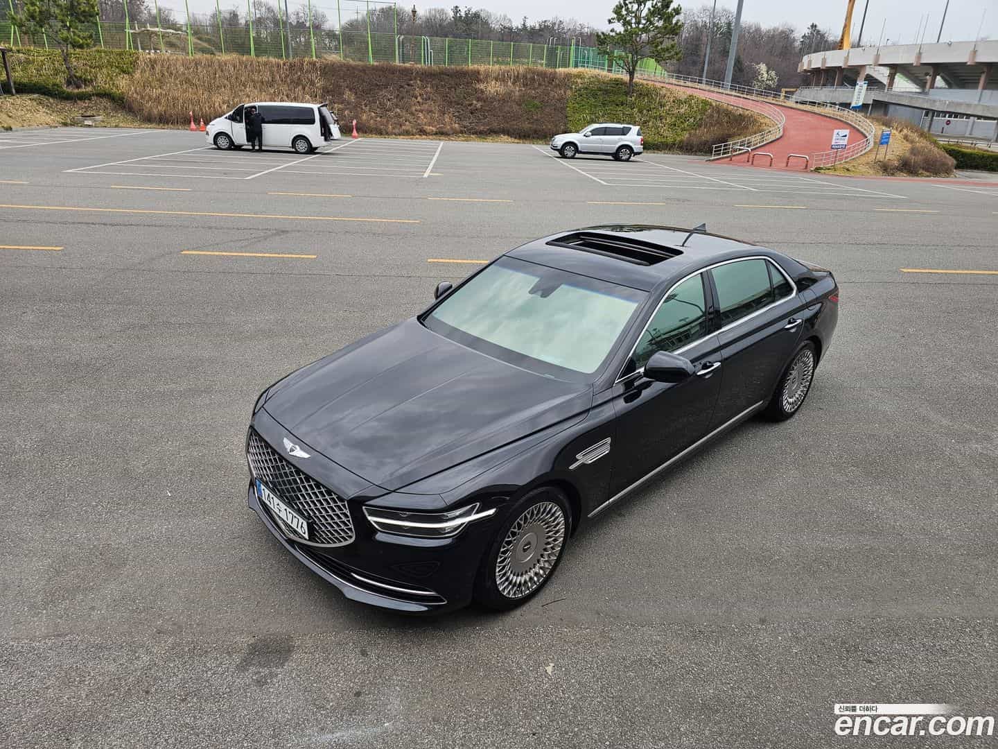 G90 Genesis 2020.1-OUTER-003