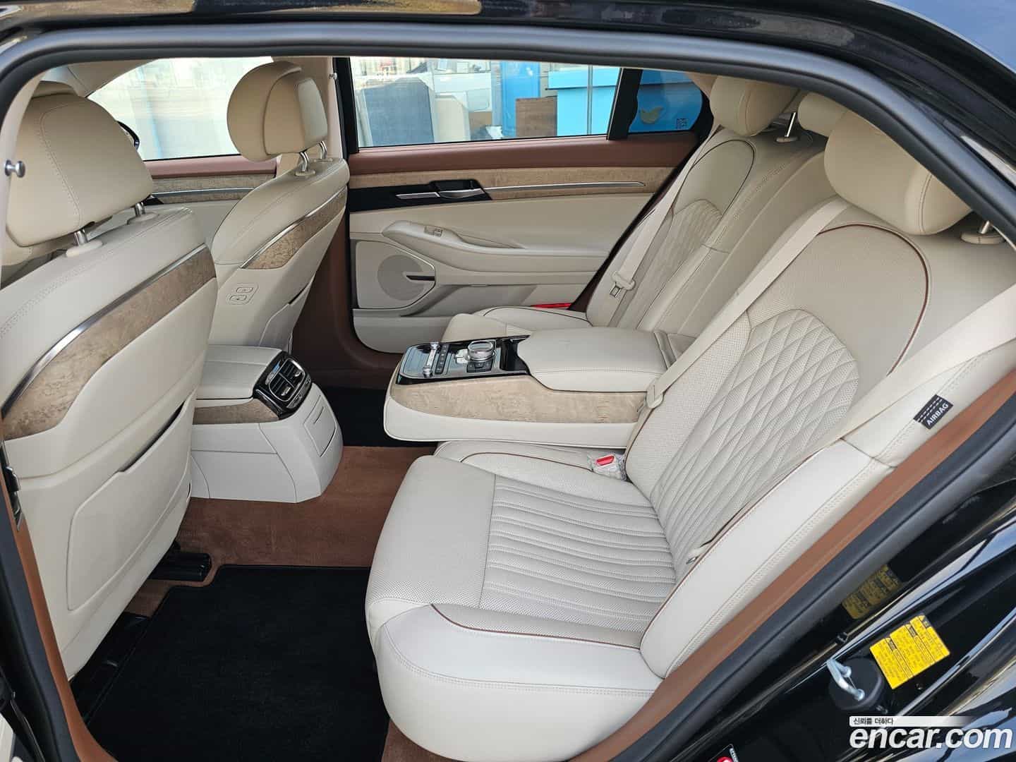 G90 Genesis 2020.1-OUTER-006
