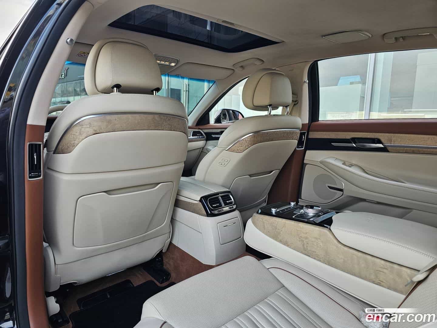 G90 Genesis 2020.1-INNER-008