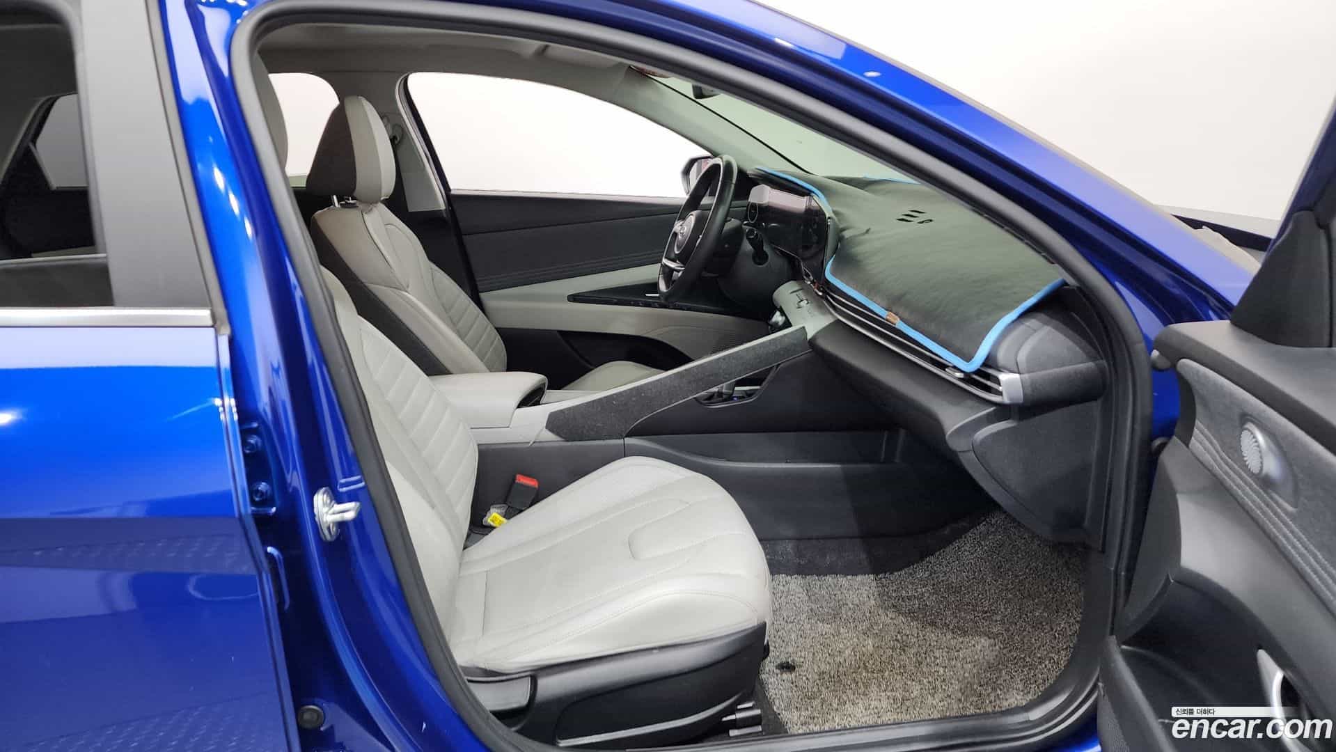 AVANTE Hyundai 2020.4-OPTION-015