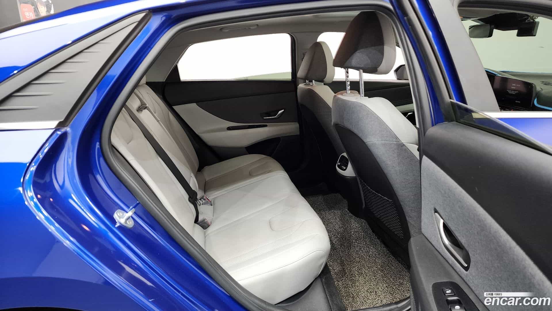 AVANTE Hyundai 2020.4-OPTION-016