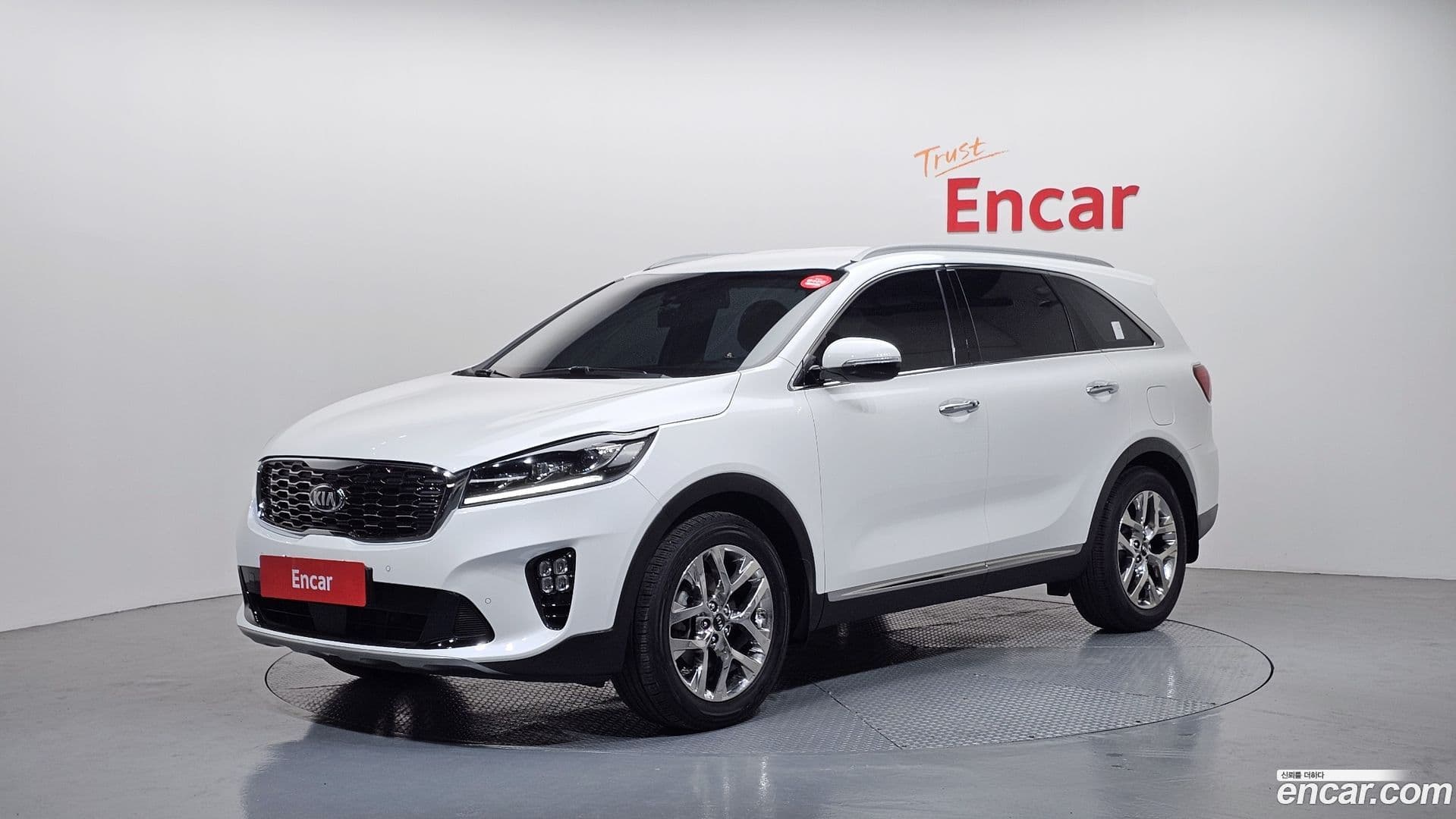 Main__Slider__Photo:Sorento Kia 2019.9-0
