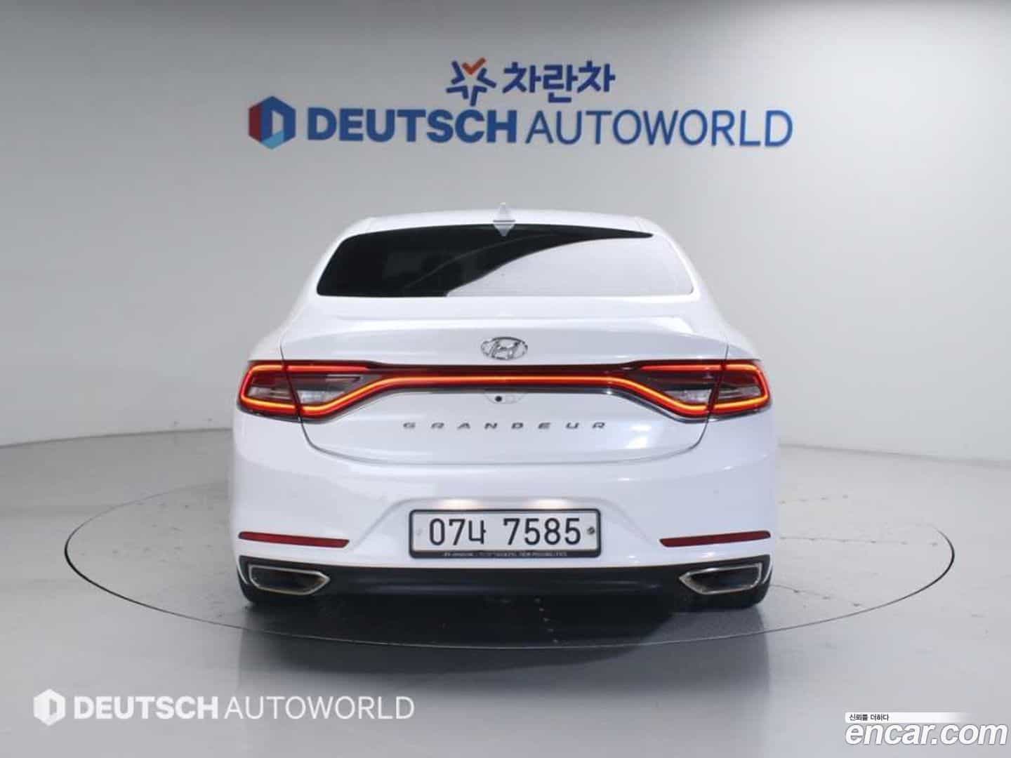 Grandeur Hyundai 2018.1-OUTER-004