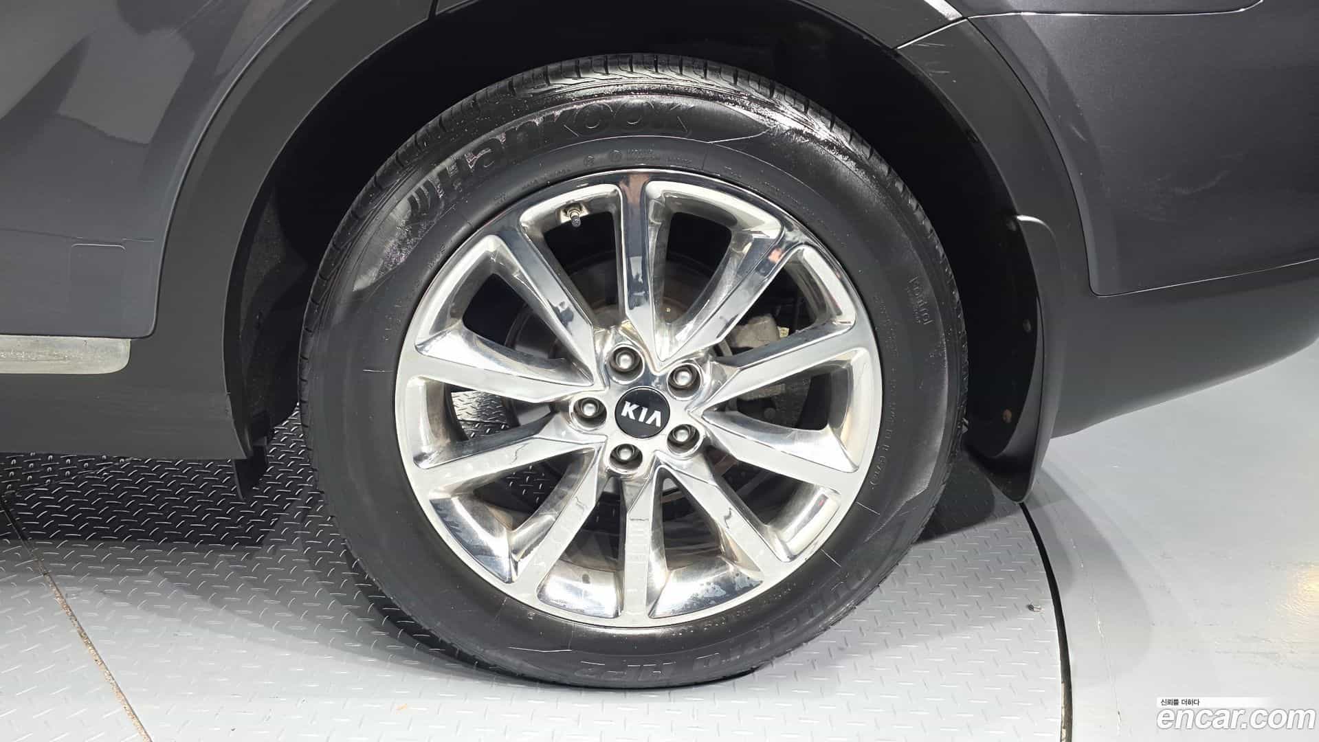 Sorento Kia 2014.9-OUTER-005