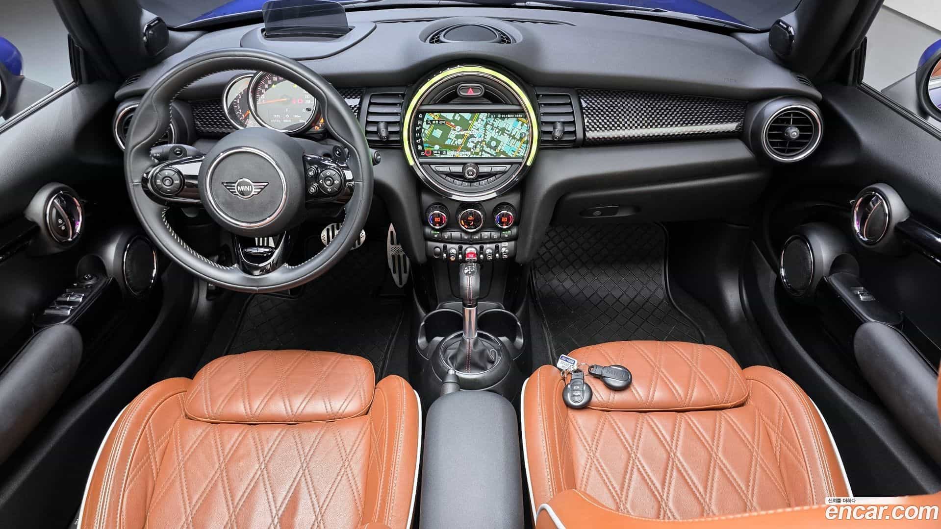 Cooper Convertible Mini 2019.1-INNER-007