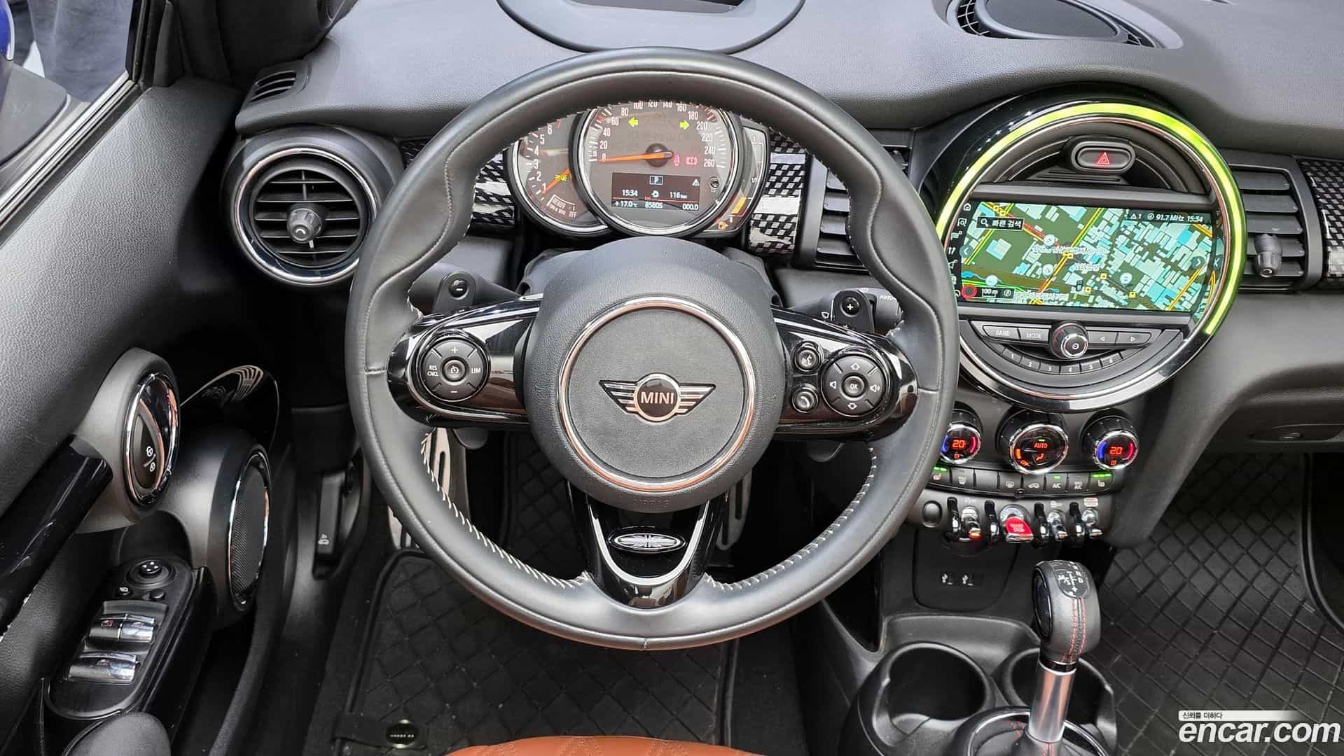 Cooper Convertible Mini 2019.1-OPTION-017