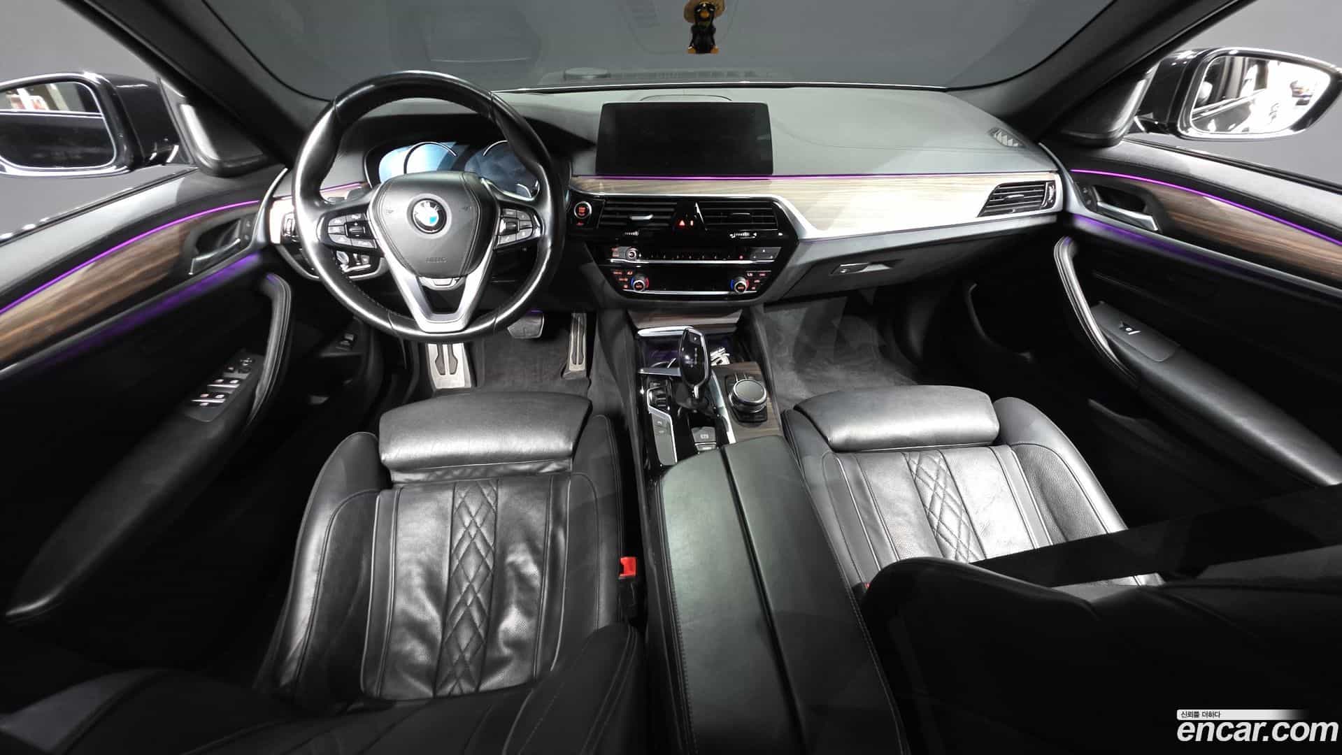 5-Series BMW 2017.8-INNER-007