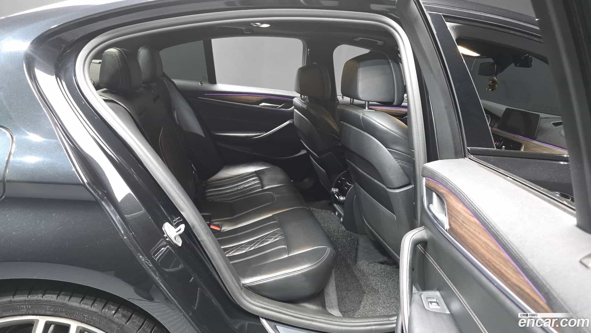 5-Series BMW 2017.8-OPTION-016