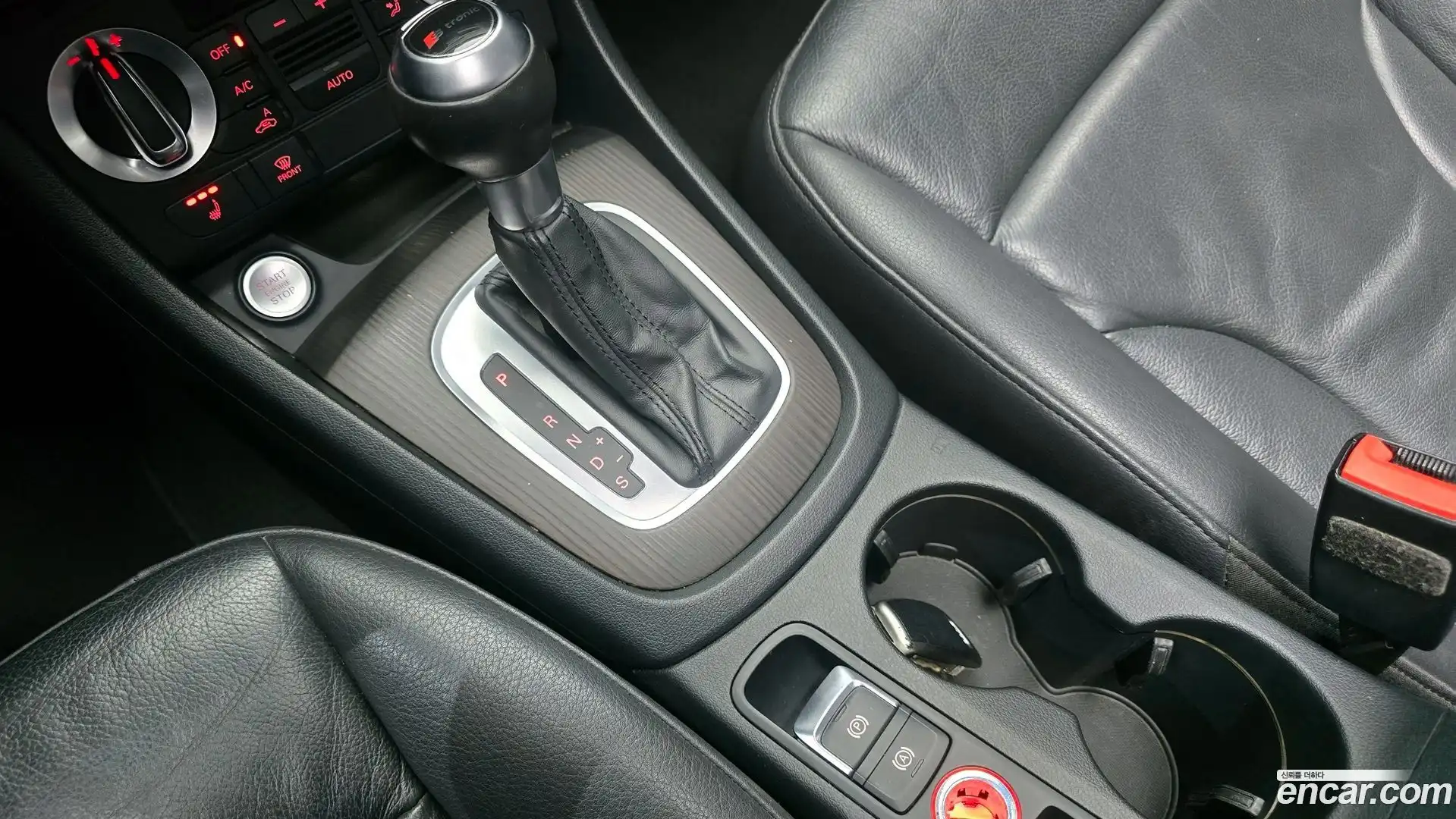 Q3 Audi 2015.0-INNER-009