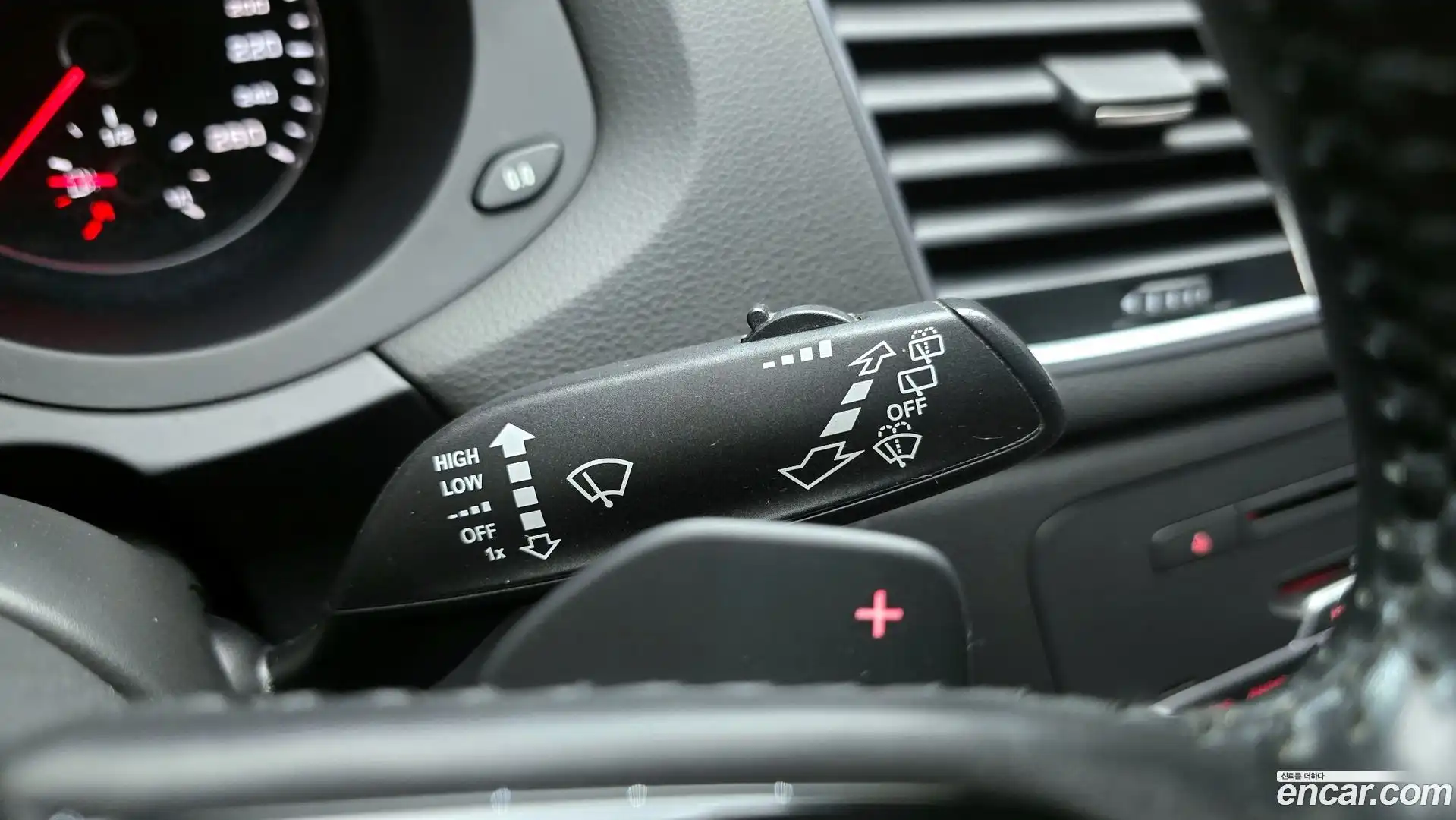 Q3 Audi 2015.0-OPTION-021