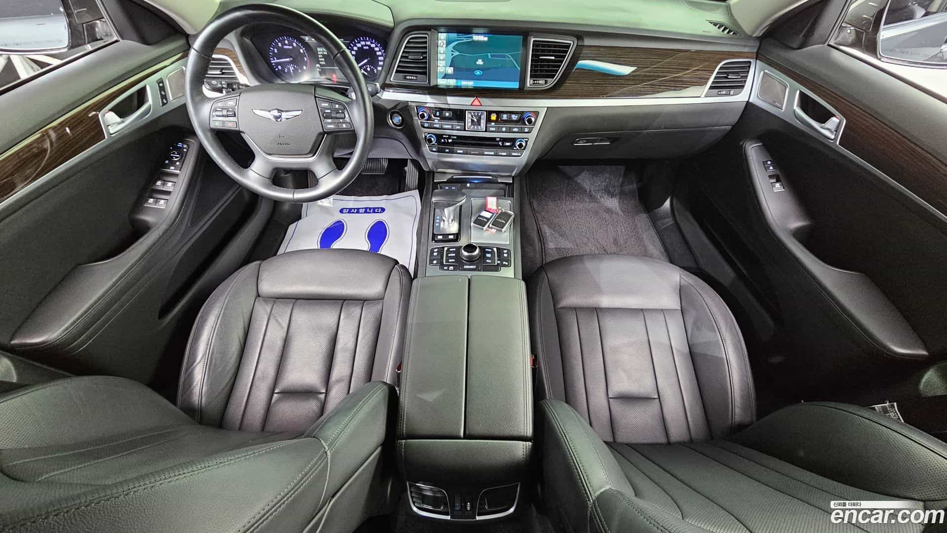 G80 Genesis 2018.1-INNER-007