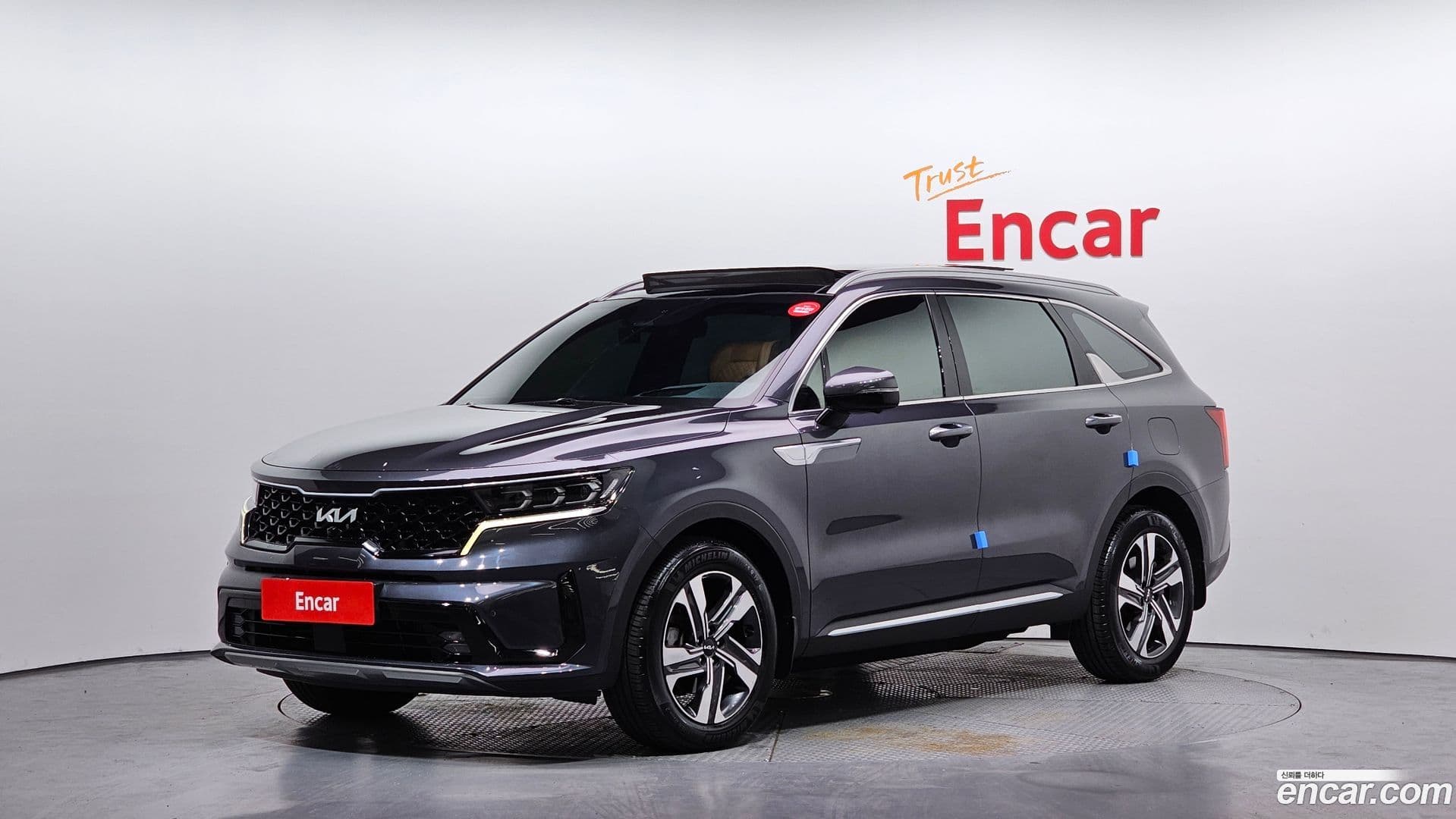 Main__Slider__Photo:Sorento Kia 2022.2-0