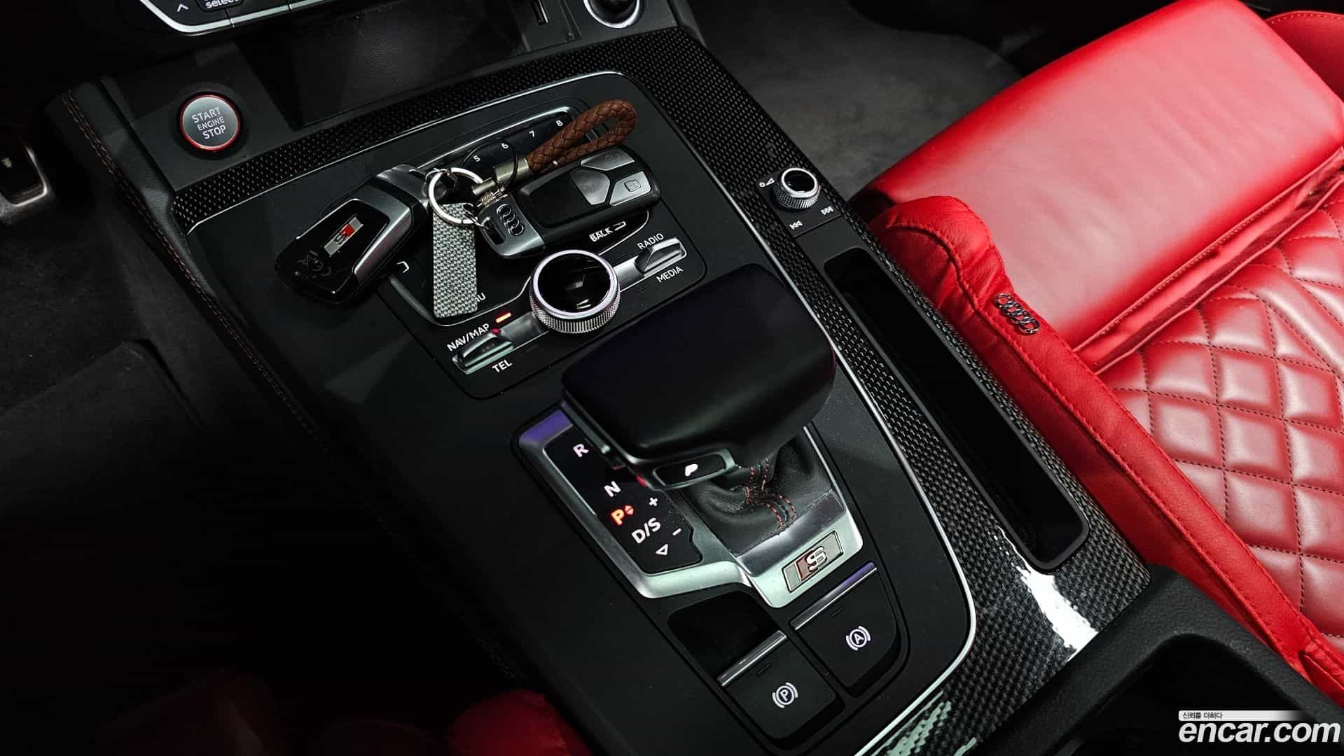 SQ5 Audi 2020.10-INNER-009