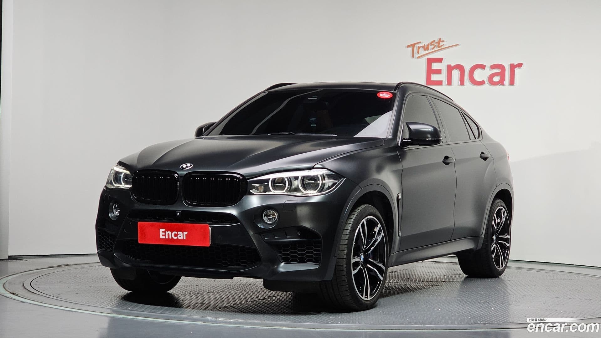 Main__Slider__Photo:X6M BMW 2017.11-0