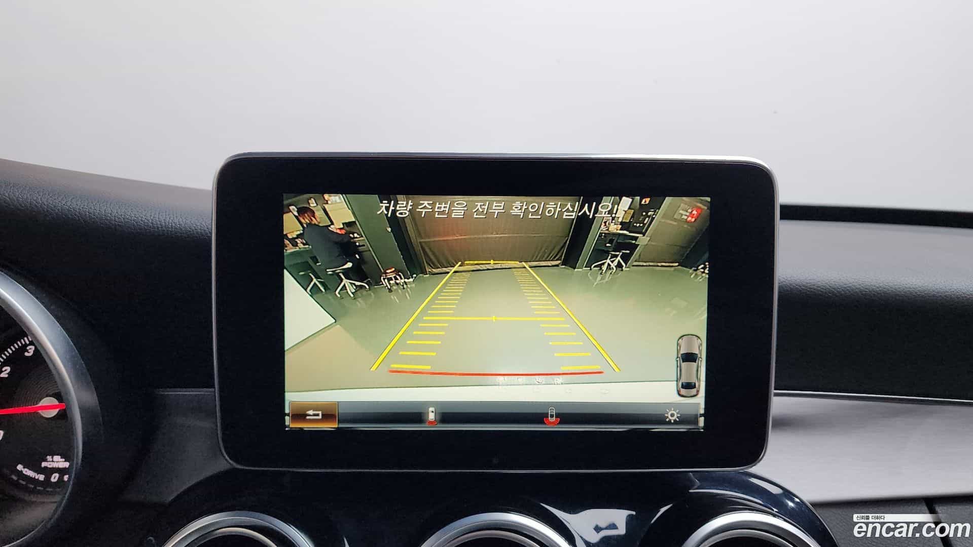 C-Class Mercedes-Benz 2018.11-OPTION-019