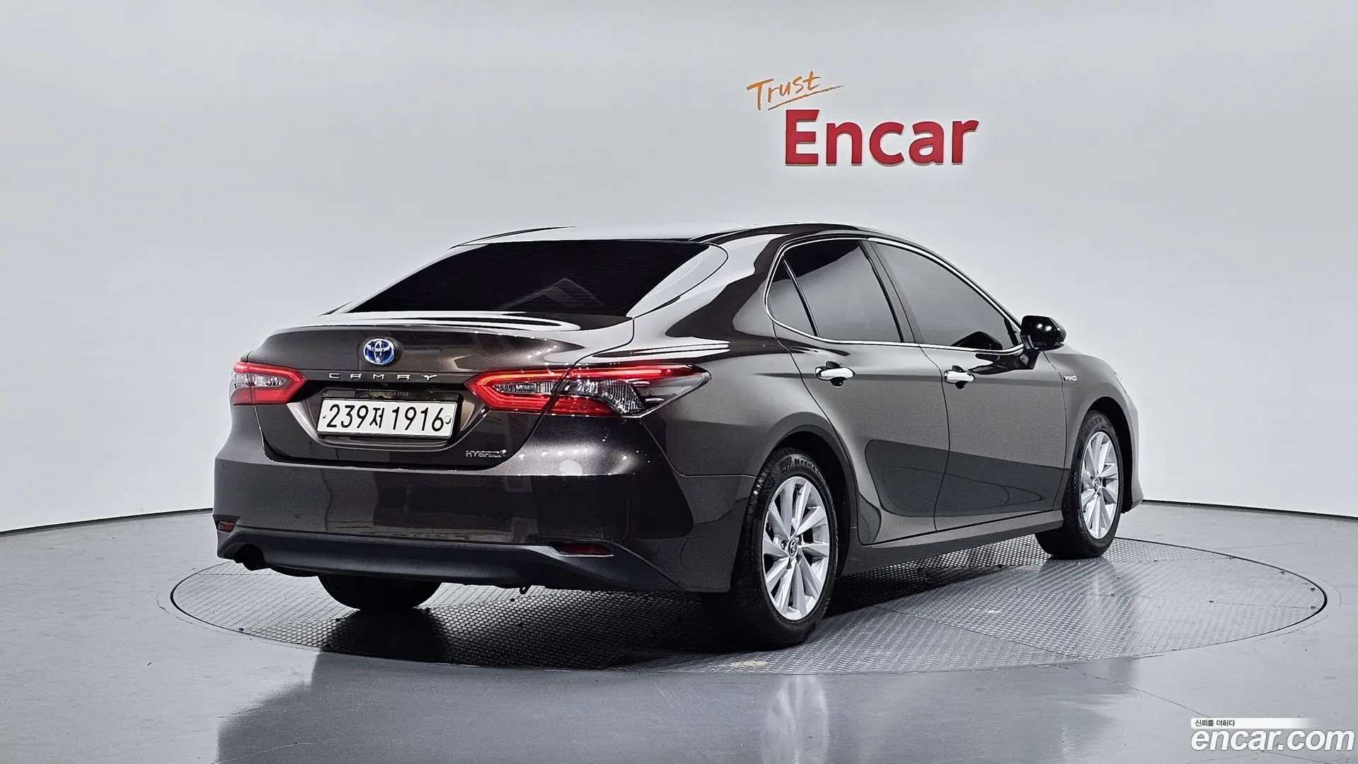 Main__Slider__Photo:Camry Toyota 2022.0-1
