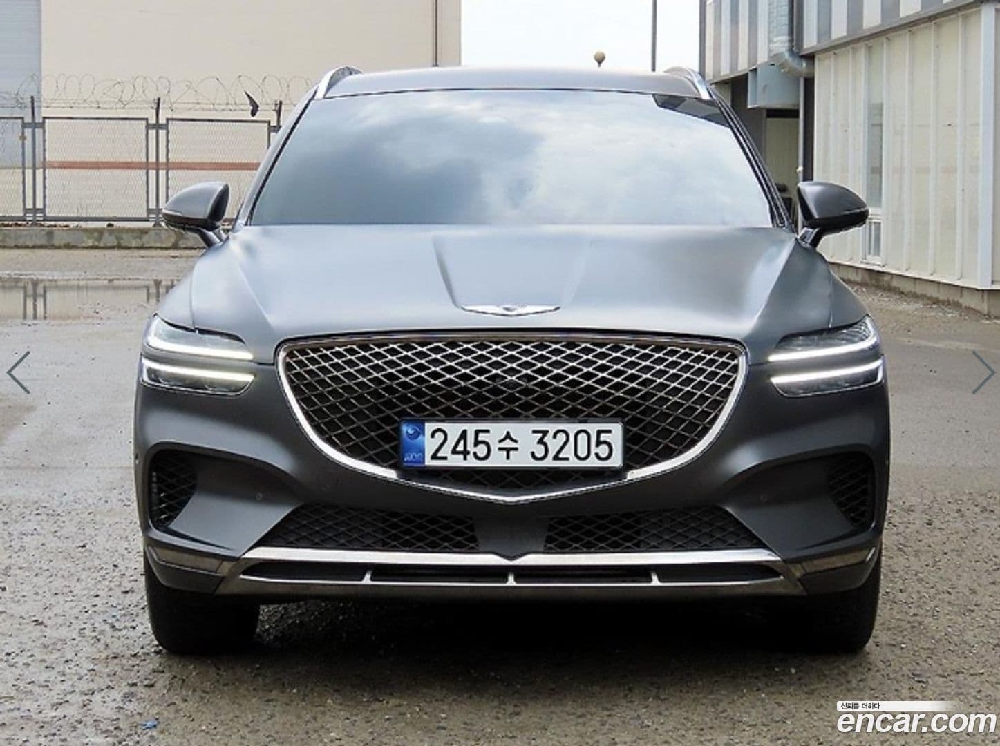 Main__Slider__Photo:GV70 Genesis 2021.3-0
