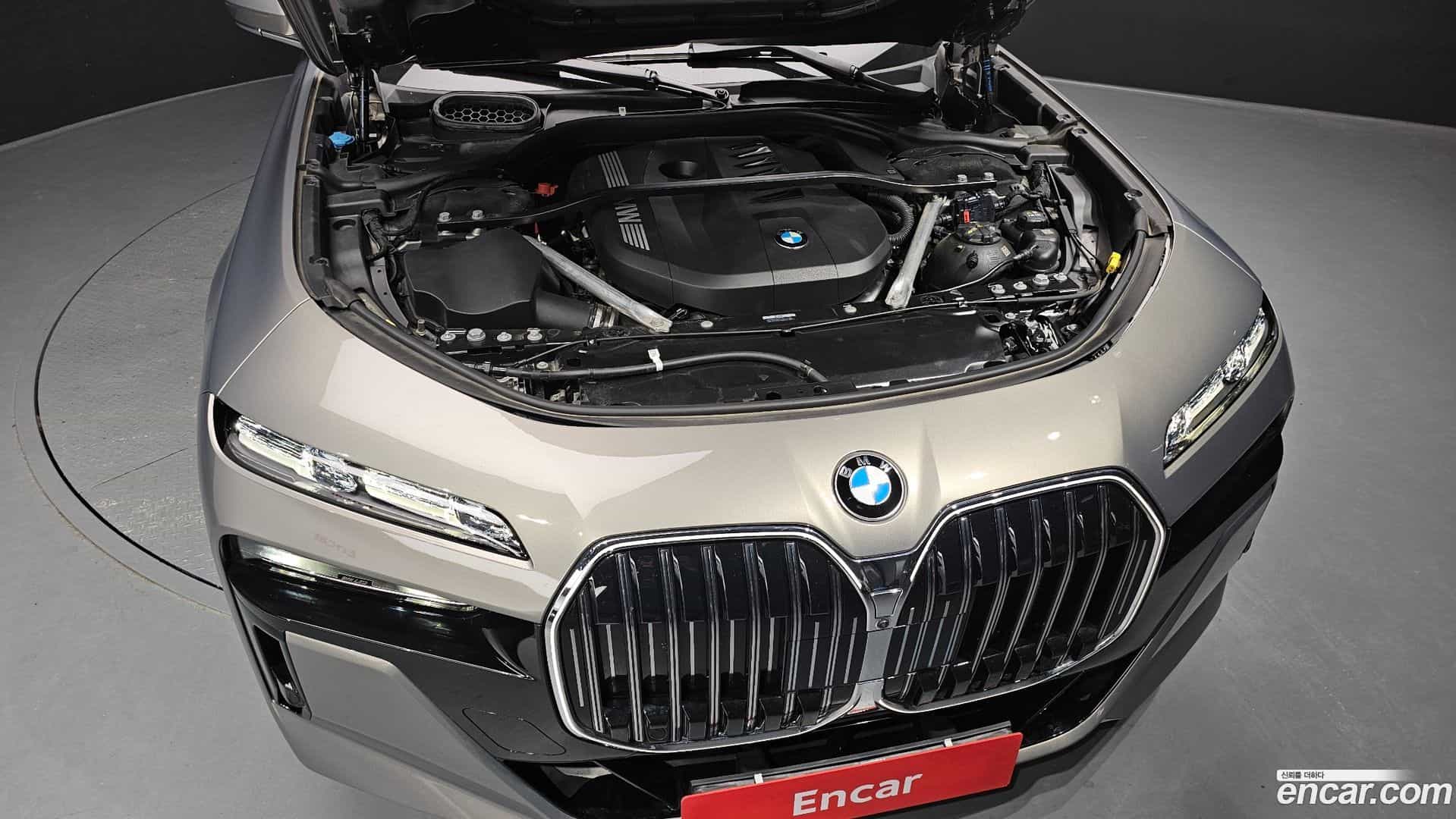7-Series BMW 2024.0-OUTER-006