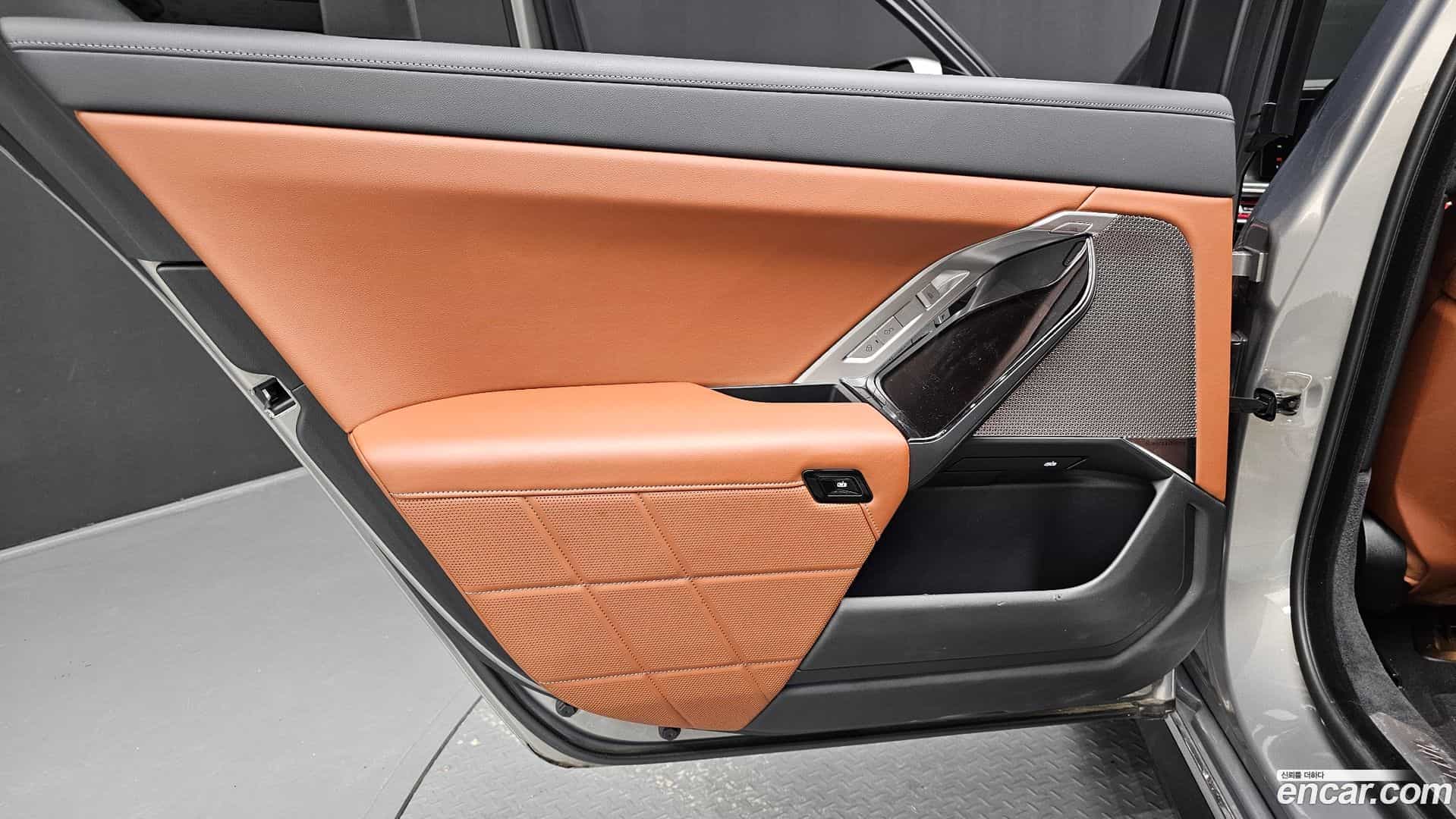 7-Series BMW 2024.0-INNER-035