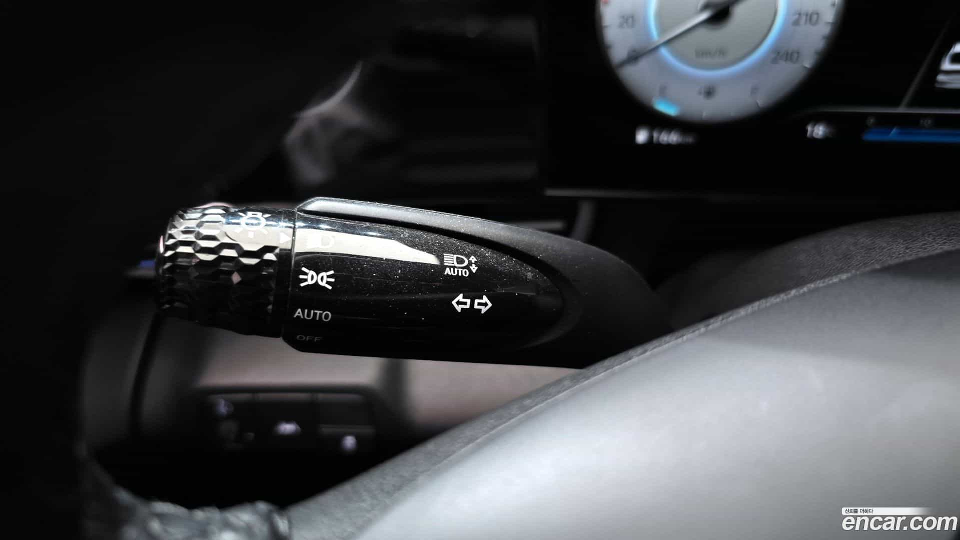 AVANTE Hyundai 2021.4-OPTION-041